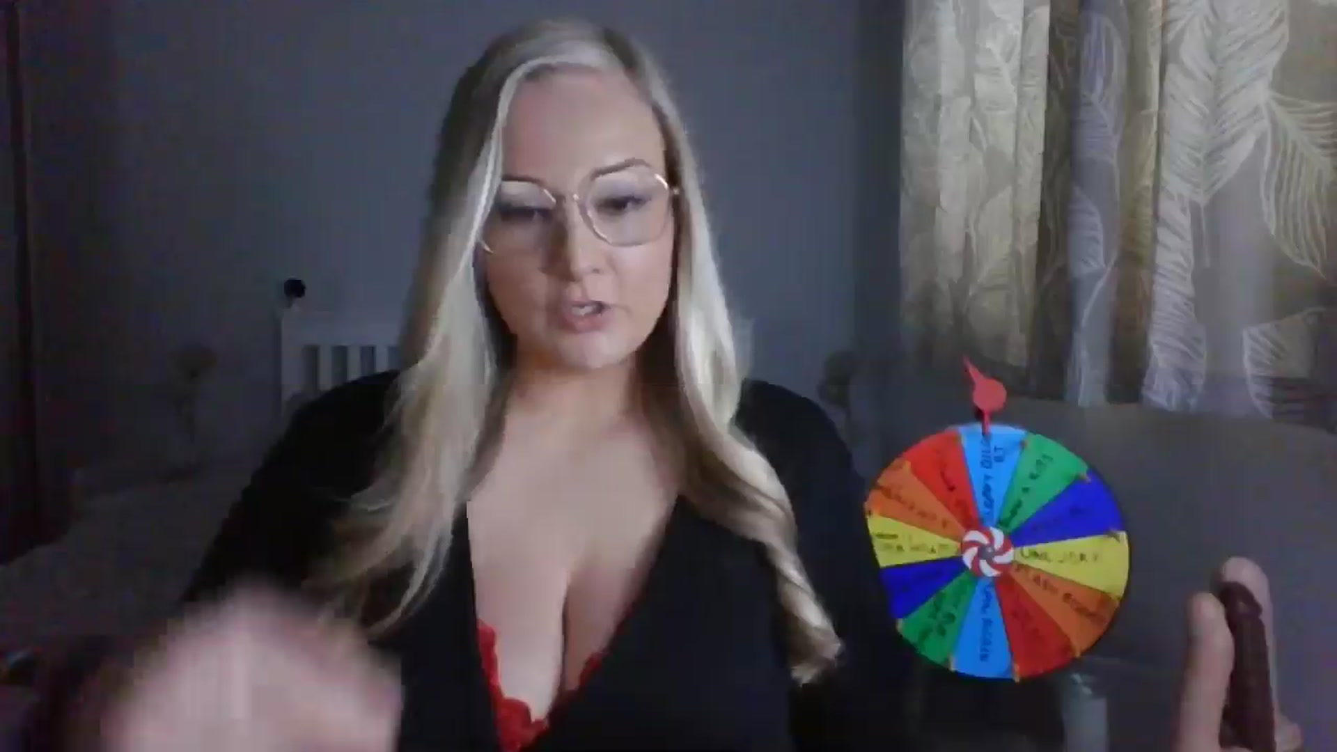 Gallery image thumbnail from AlexisBrookeX's myfreecams stream on, 12/05/2024, 12:36 image 13 of 20