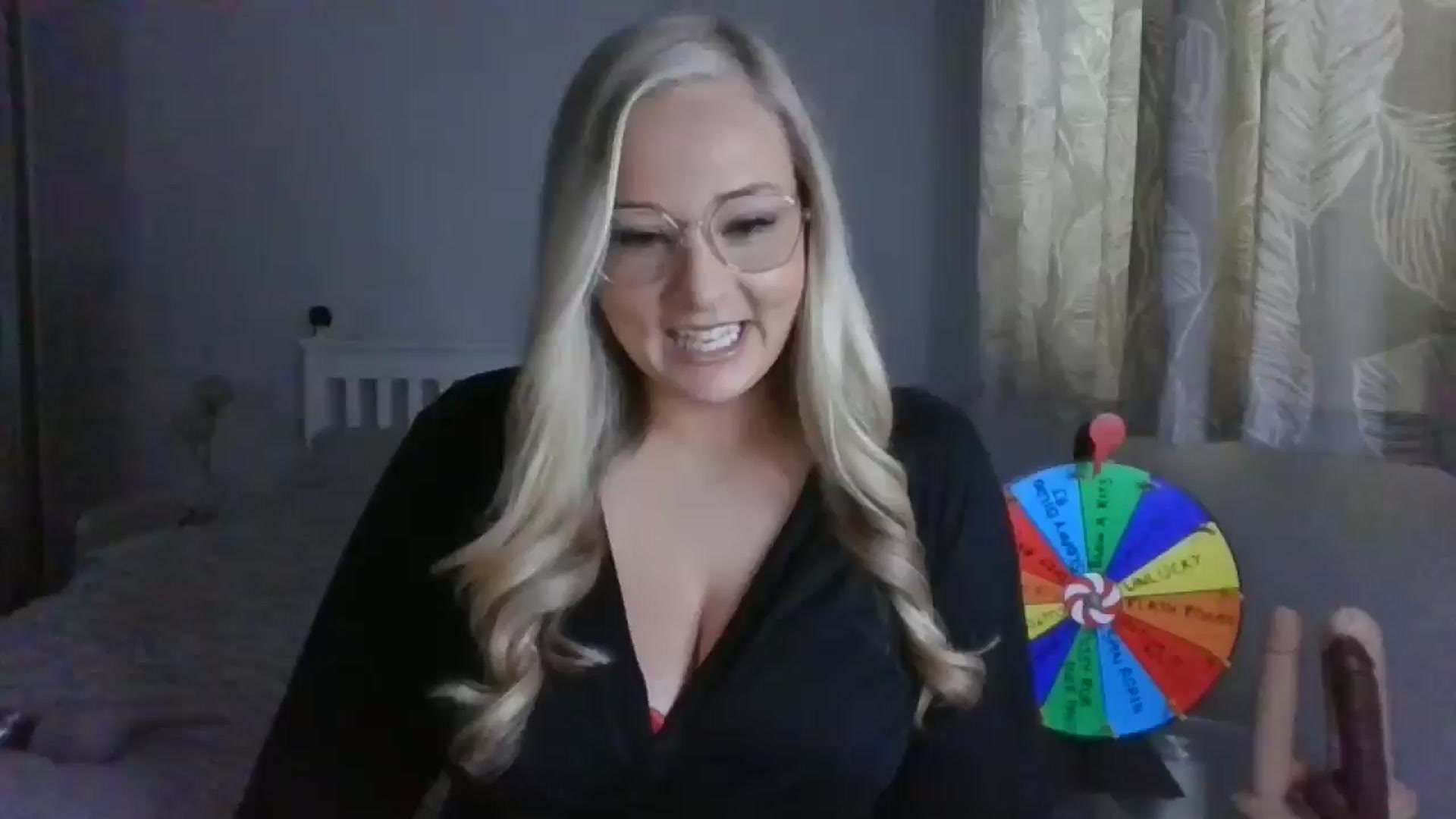 Gallery image thumbnail from AlexisBrookeX's myfreecams stream on, 12/05/2024, 12:36 image 1 of 20