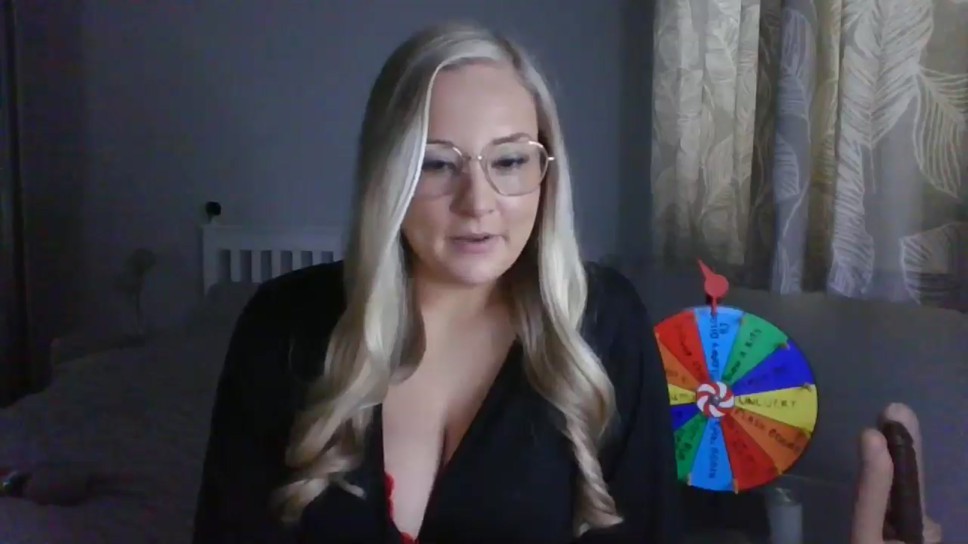 Gallery image thumbnail from AlexisBrookeX's myfreecams stream on, 12/05/2024, 12:36 image 12 of 20