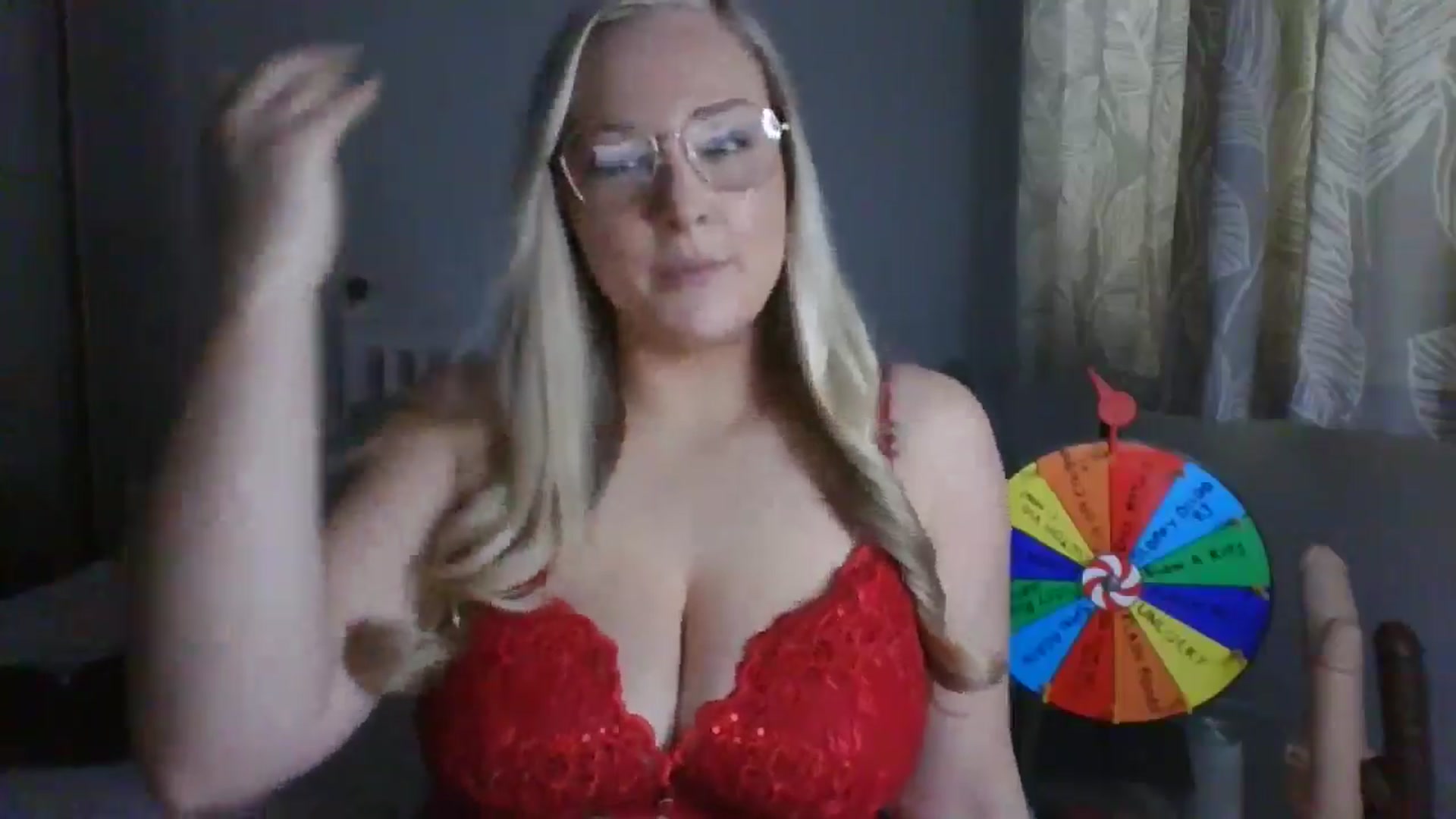 Gallery image thumbnail from AlexisBrookeX's myfreecams stream on, 12/05/2024, 13:16 image 14 of 20