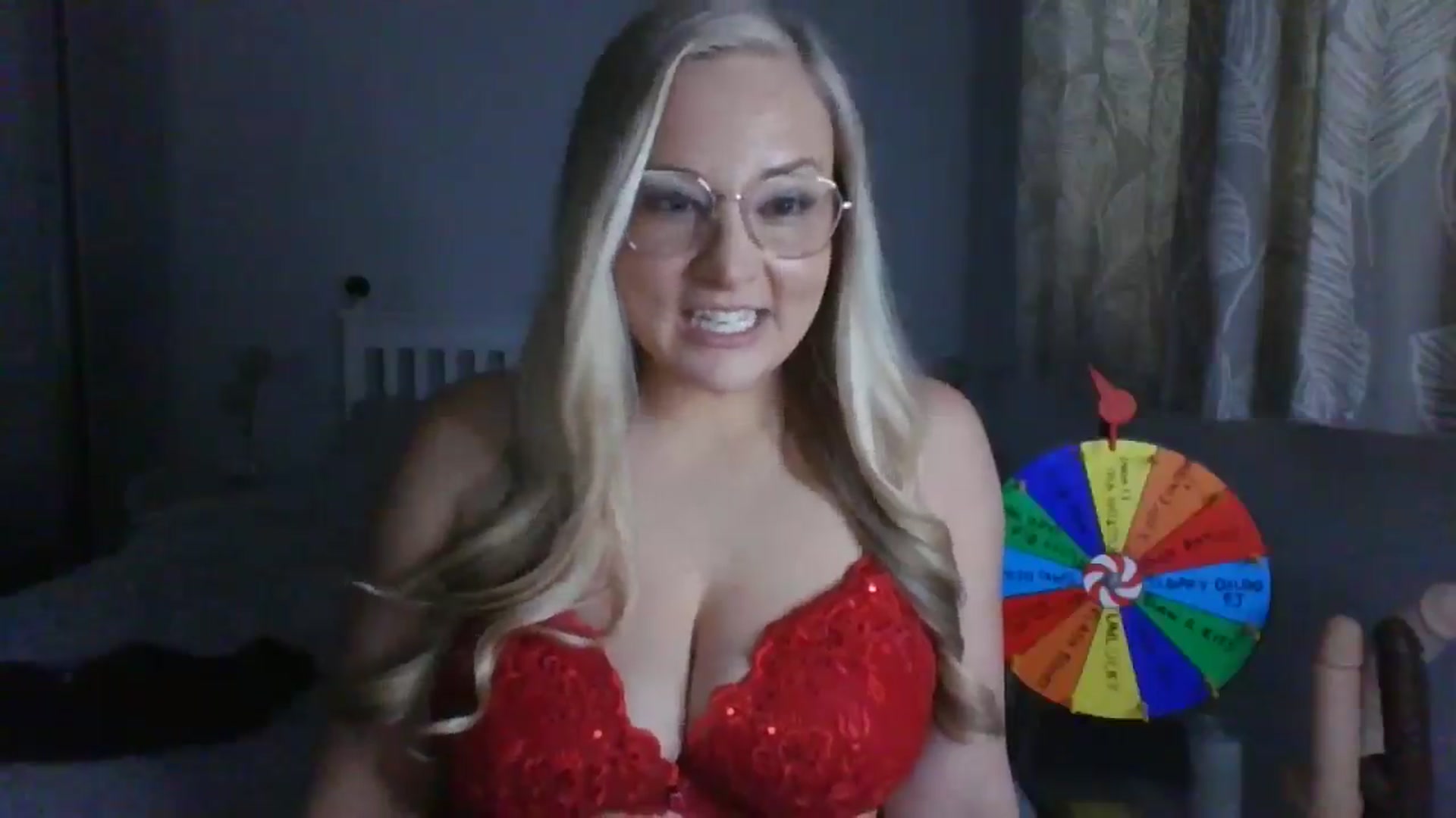 Gallery image thumbnail from AlexisBrookeX's myfreecams stream on, 12/05/2024, 13:52 image 9 of 20