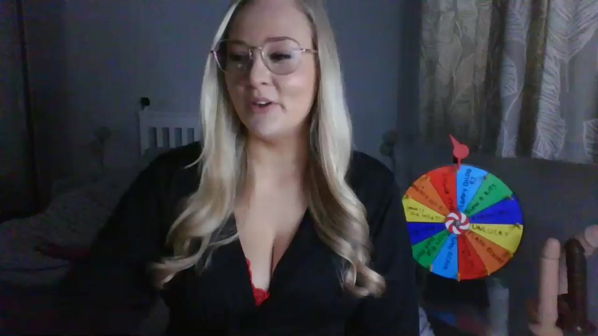 Gallery image thumbnail from AlexisBrookeX's myfreecams stream on, 12/05/2024, 15:26 image 1 of 20