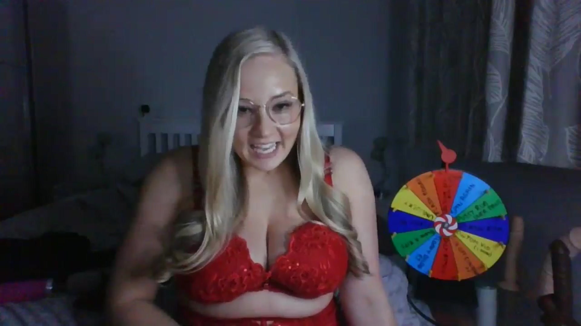 Gallery image thumbnail from AlexisBrookeX's myfreecams stream on, 12/05/2024, 16:47 image 12 of 20