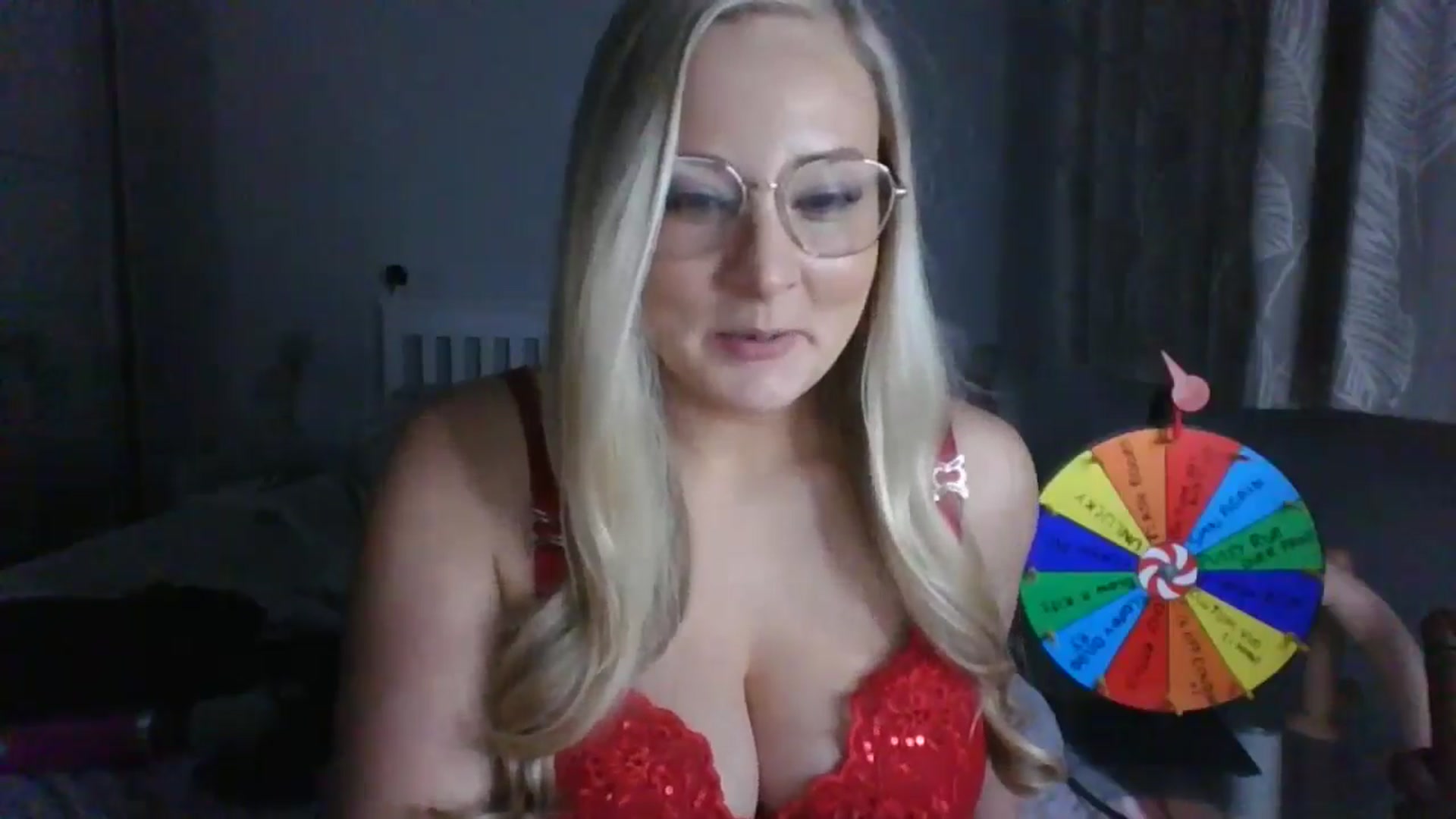 Gallery image thumbnail from AlexisBrookeX's myfreecams stream on, 12/05/2024, 17:05 image 17 of 20
