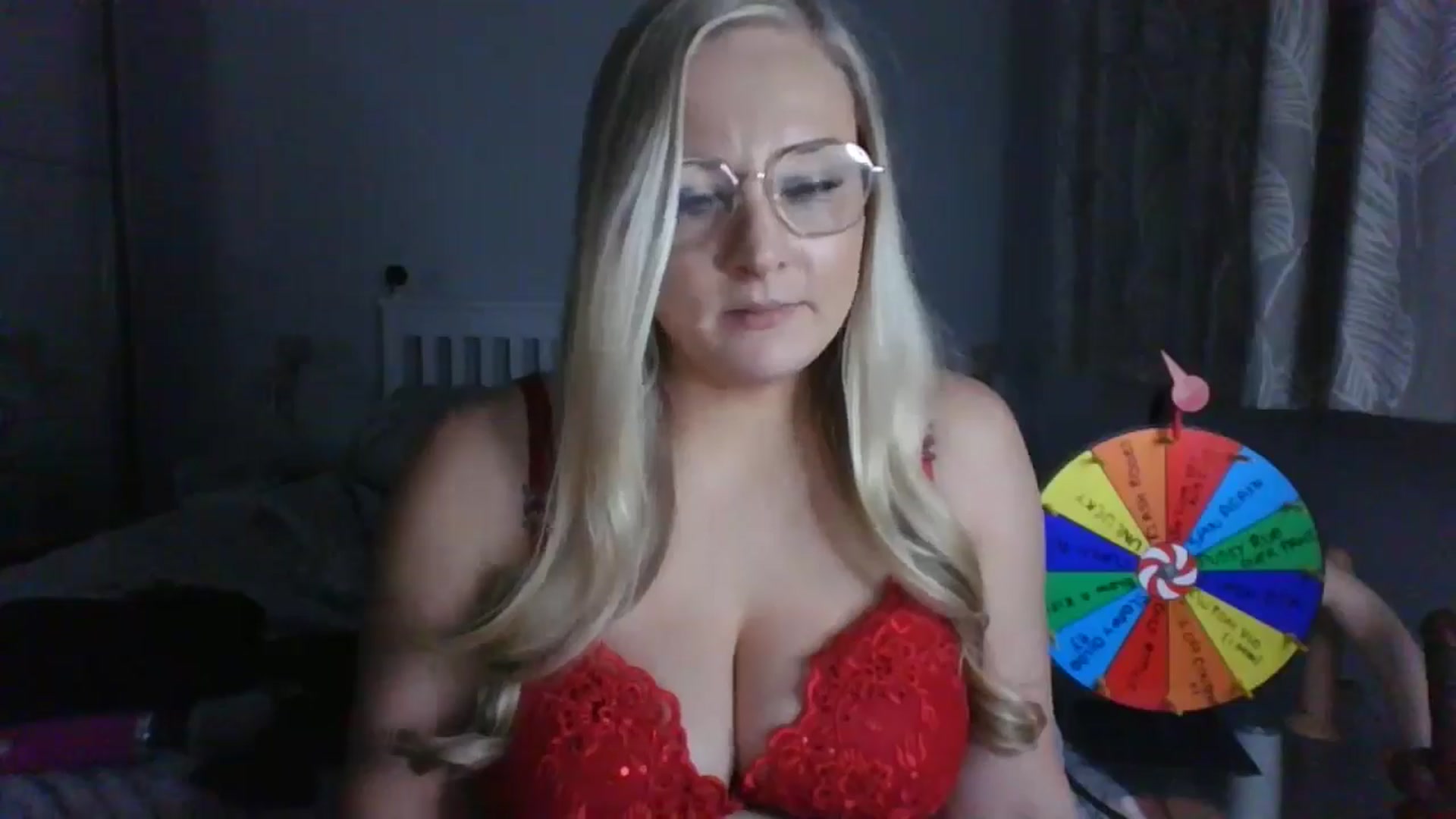 Gallery image thumbnail from AlexisBrookeX's myfreecams stream on, 12/05/2024, 17:05 image 18 of 20