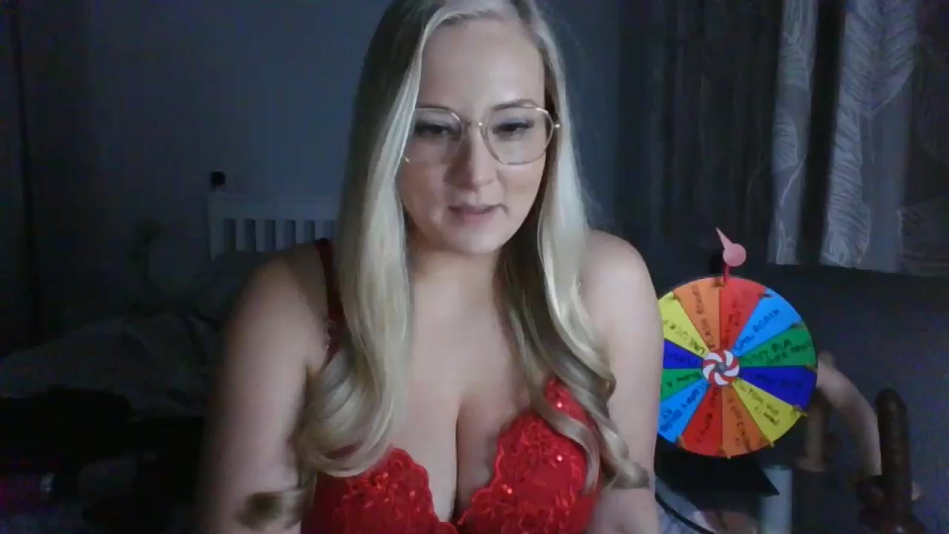 Gallery image thumbnail from AlexisBrookeX's myfreecams stream on, 12/05/2024, 17:05 image 6 of 20
