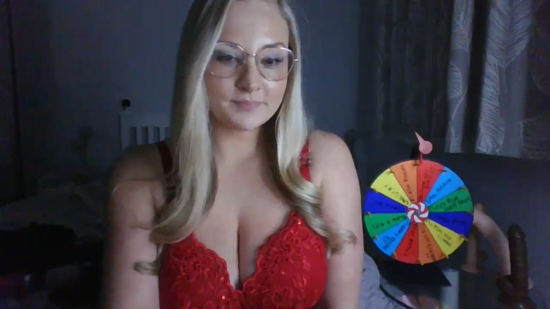 Gallery image thumbnail from AlexisBrookeX's myfreecams stream on, 12/05/2024, 17:05 image 3 of 20