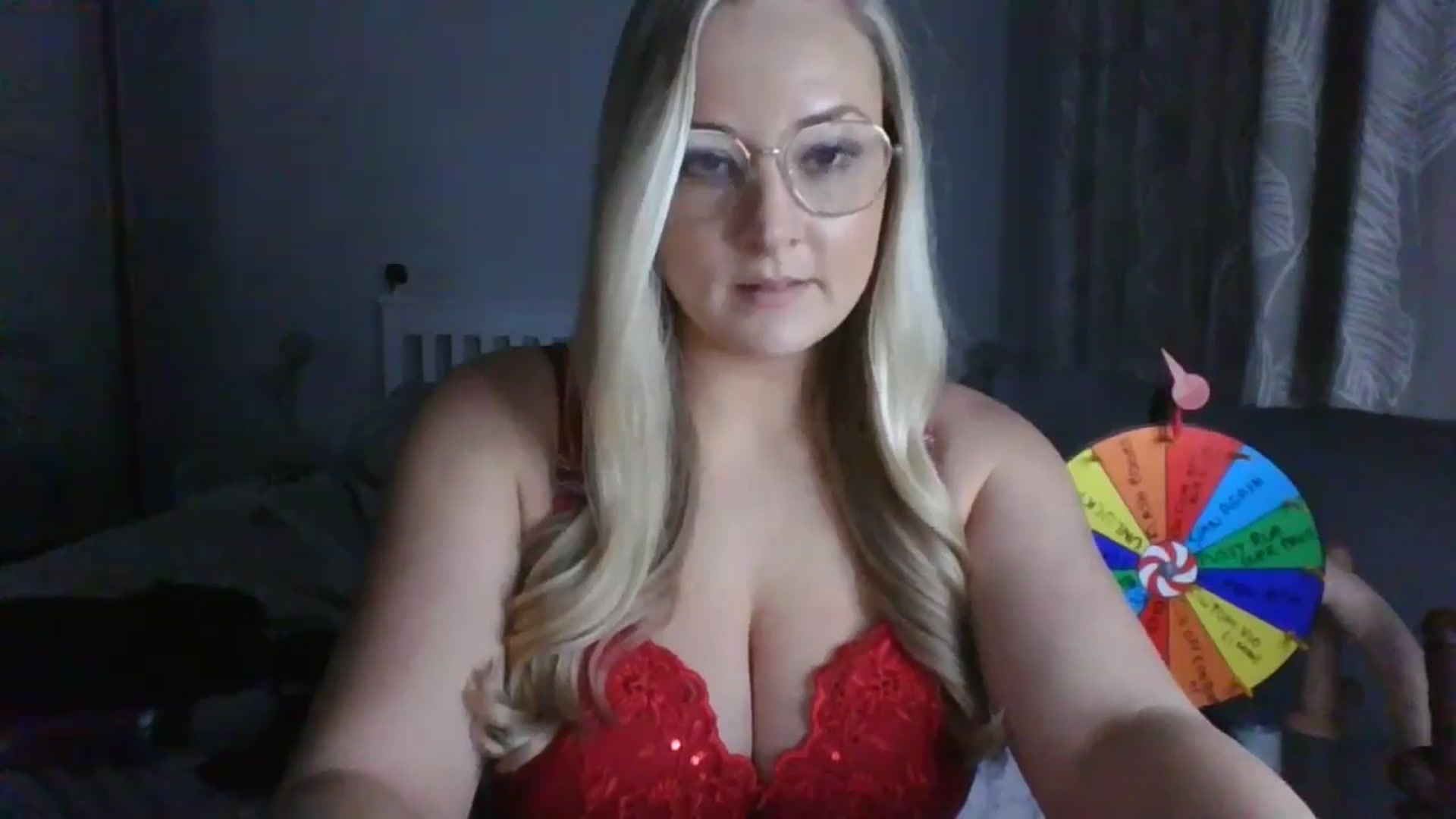Gallery image thumbnail from AlexisBrookeX's myfreecams stream on, 12/05/2024, 17:05 image 9 of 20