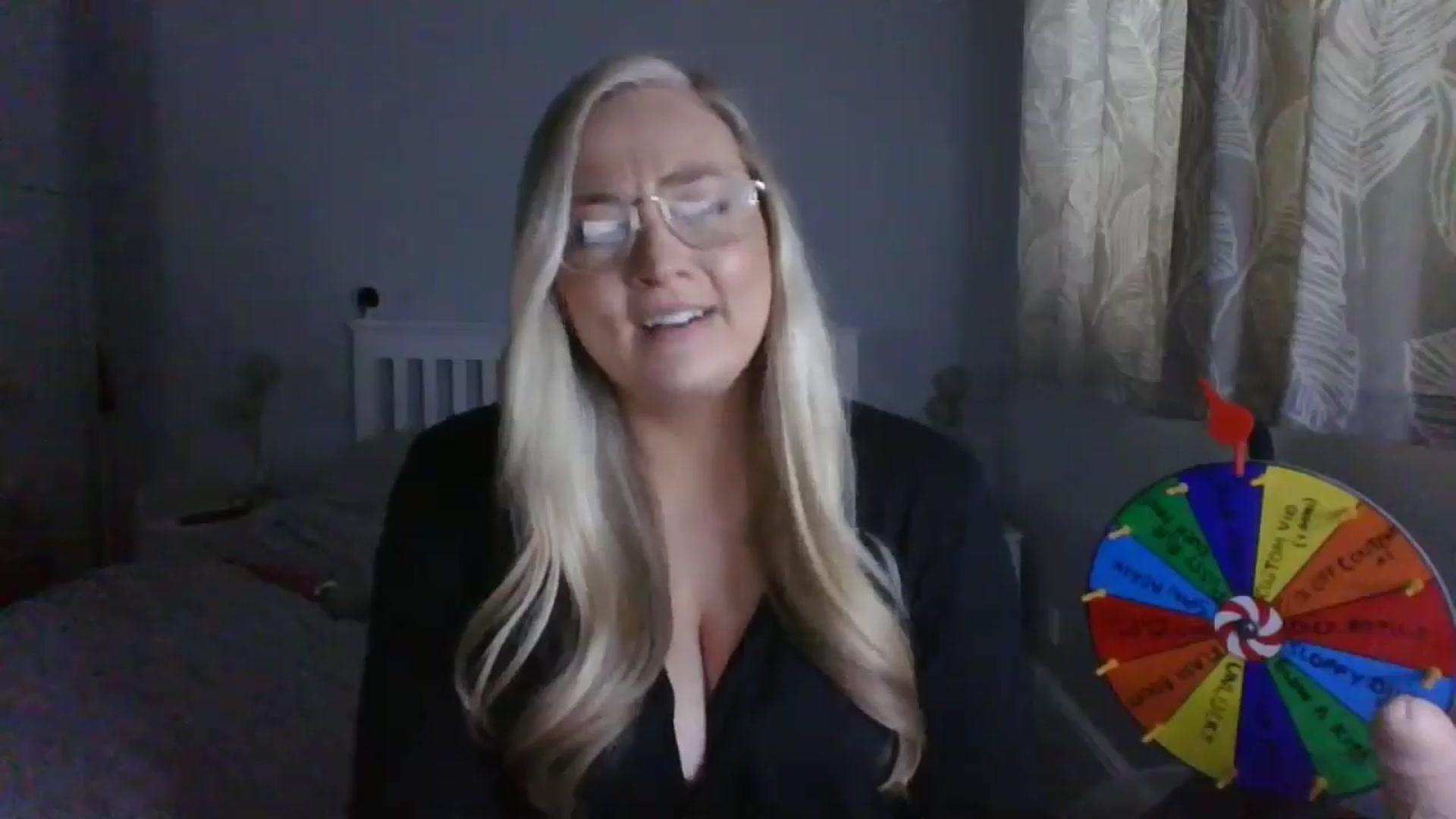 Gallery image thumbnail from AlexisBrookeX's myfreecams stream on, 12/06/2024, 14:20 image 11 of 20