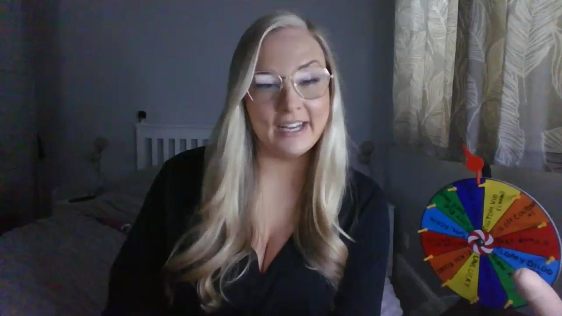 Gallery image thumbnail from AlexisBrookeX's myfreecams stream on, 12/06/2024, 14:20 image 2 of 20