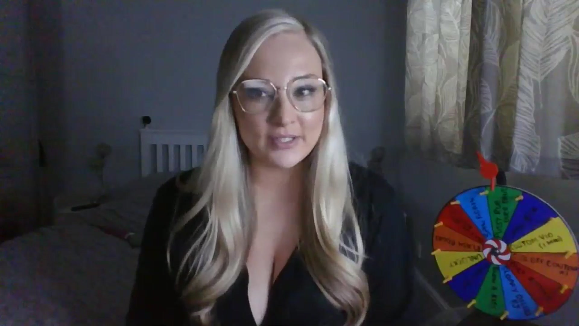 Gallery image thumbnail from AlexisBrookeX's myfreecams stream on, 12/06/2024, 14:20 image 14 of 20