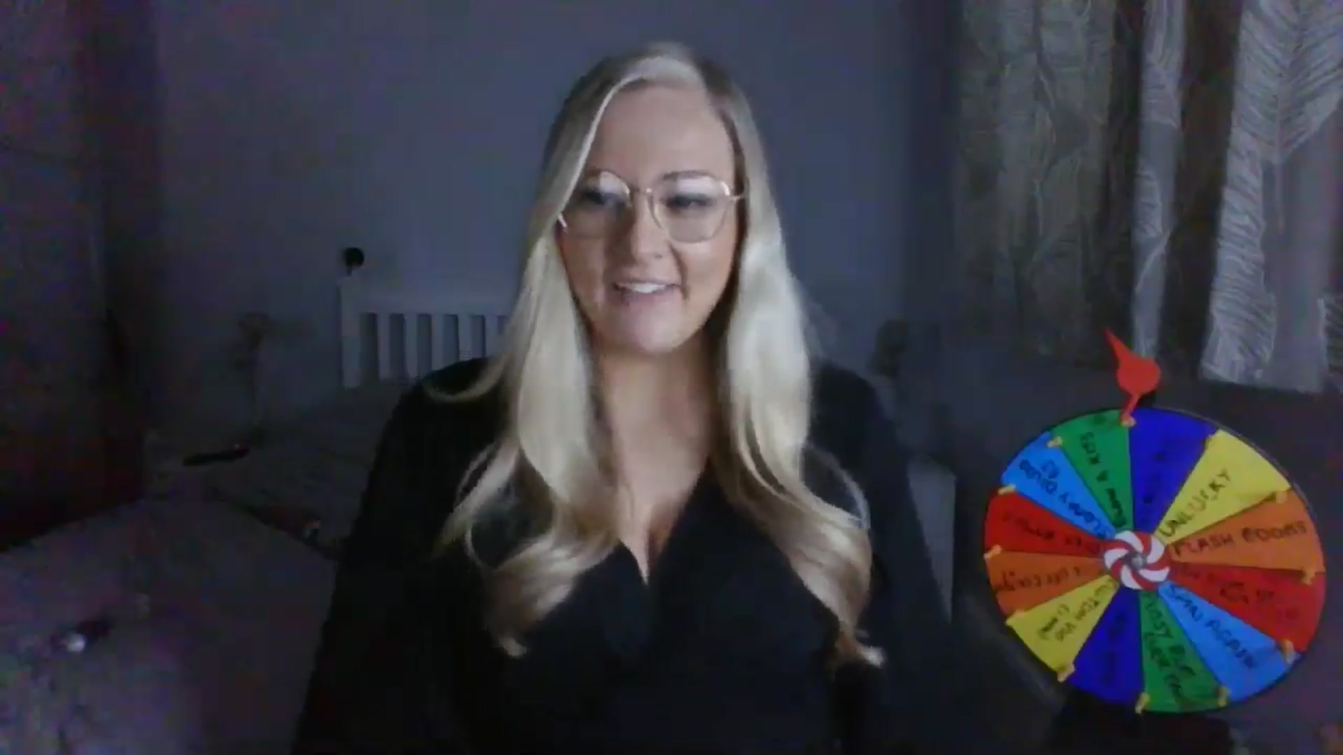 Gallery image thumbnail from AlexisBrookeX's myfreecams stream on, 12/06/2024, 15:42 image 5 of 20