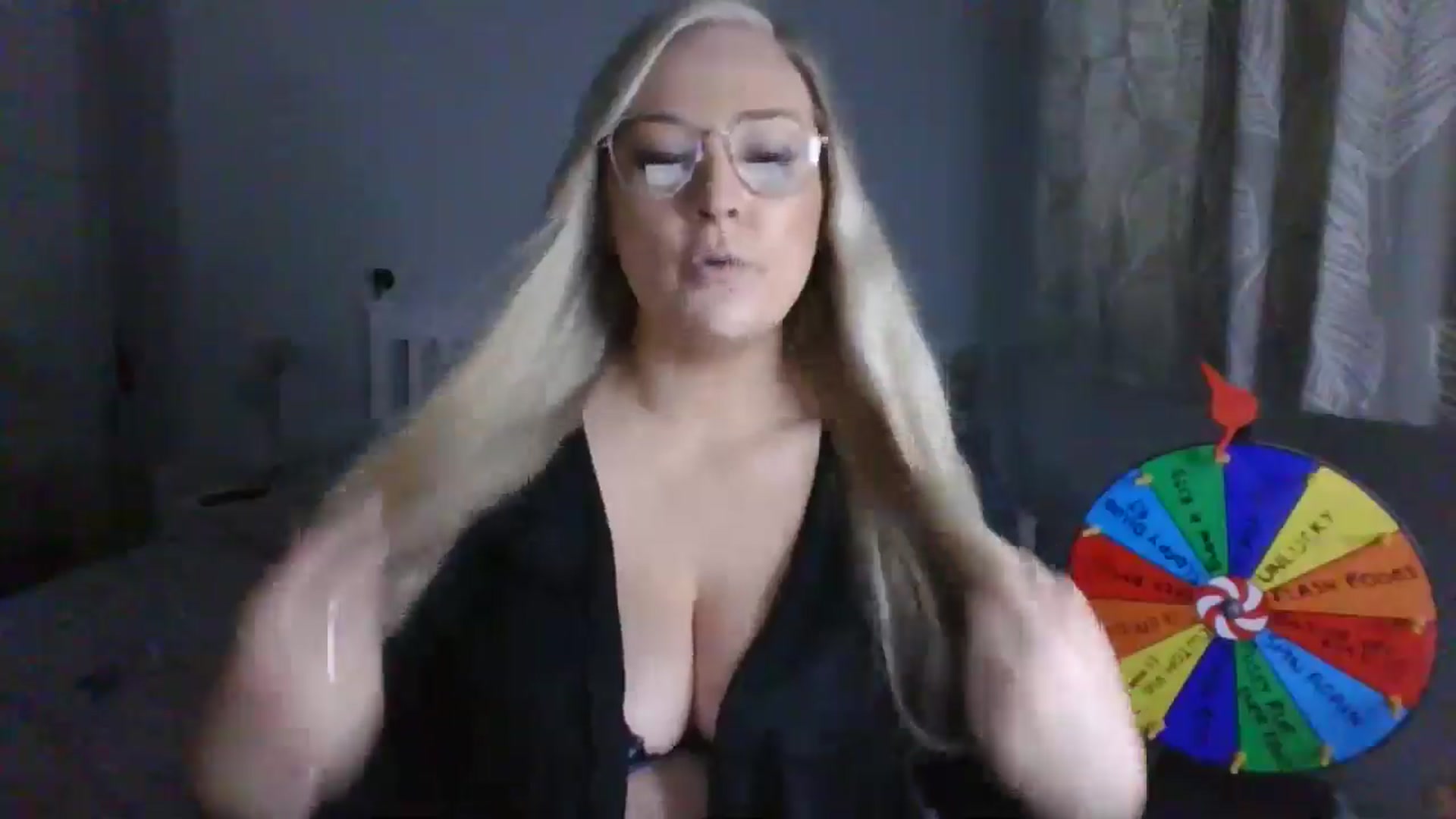 Gallery image thumbnail from AlexisBrookeX's myfreecams stream on, 12/06/2024, 15:42 image 2 of 20
