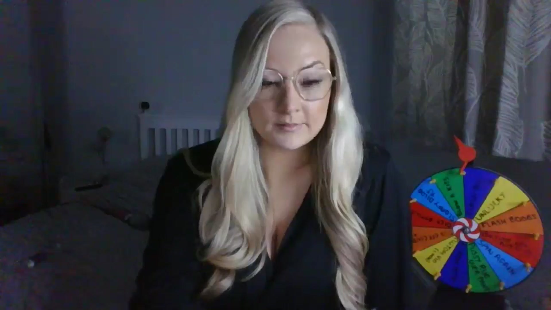 Gallery image thumbnail from AlexisBrookeX's myfreecams stream on, 12/06/2024, 15:42 image 3 of 20