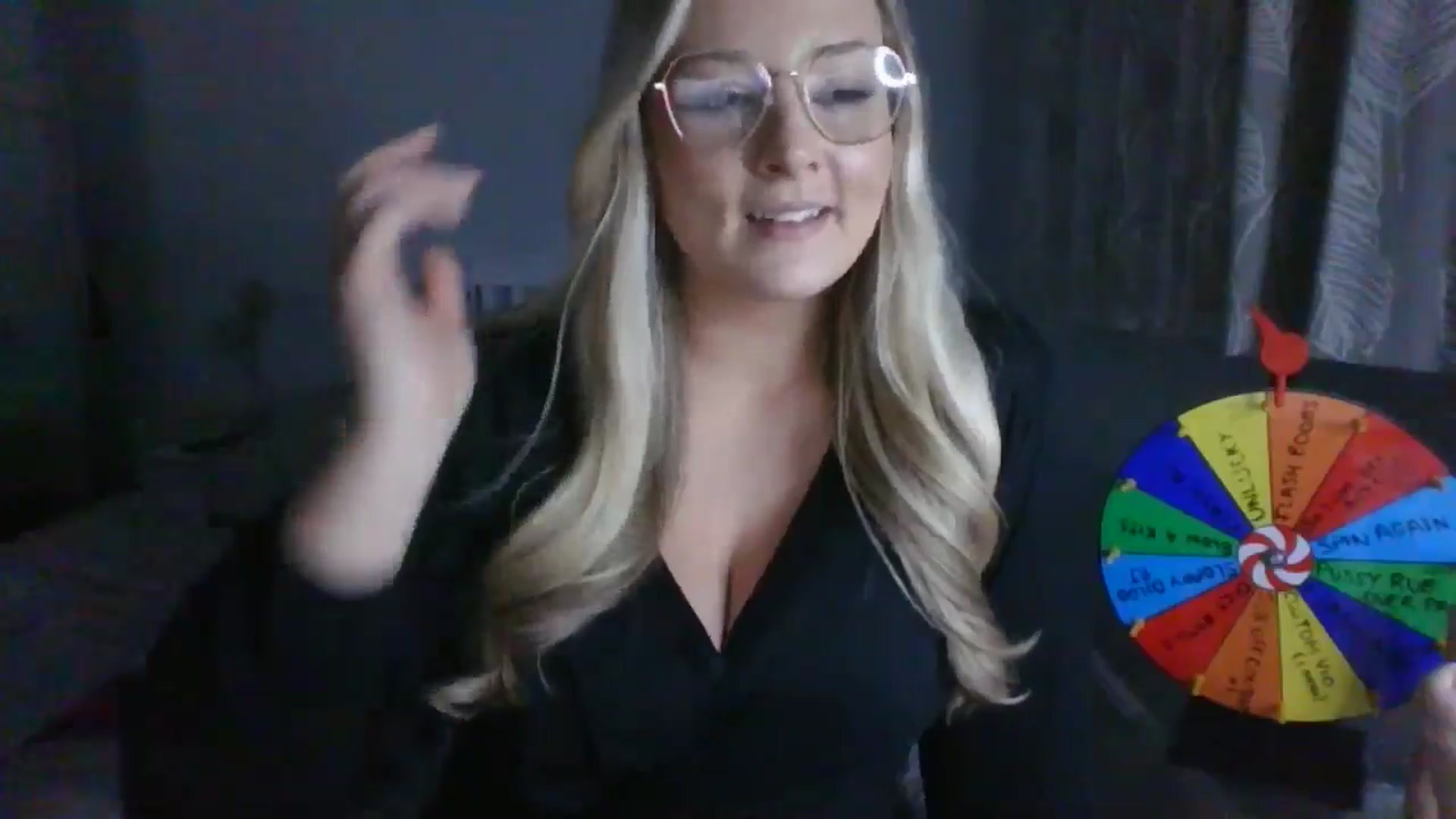 Gallery image thumbnail from AlexisBrookeX's myfreecams stream on, 12/06/2024, 21:19 image 7 of 20