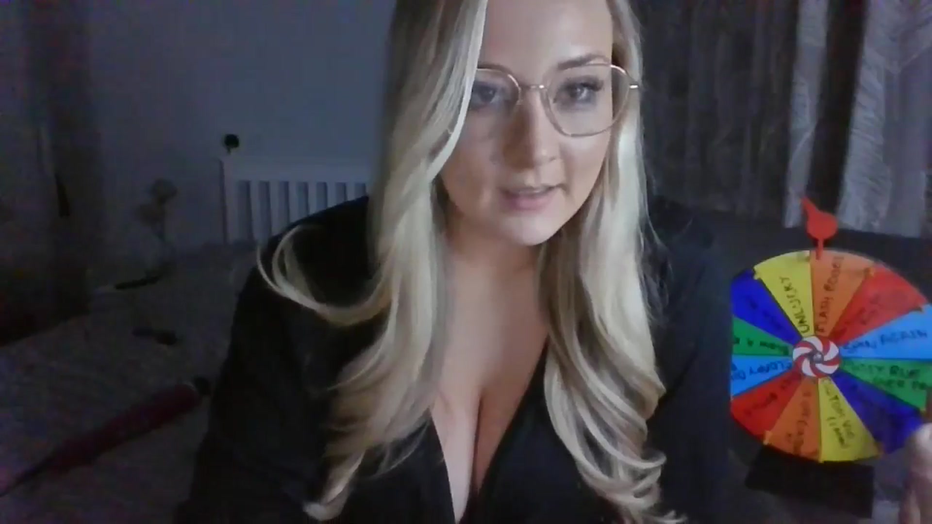 Gallery image thumbnail from AlexisBrookeX's myfreecams stream on, 12/06/2024, 21:19 image 11 of 20