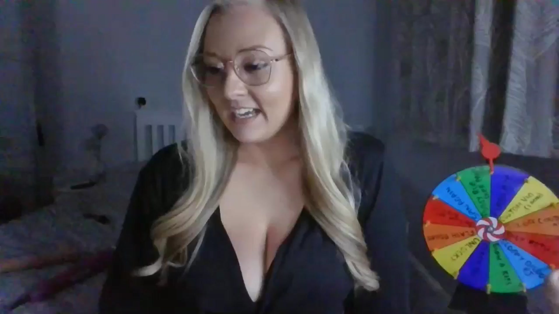 Gallery image thumbnail from AlexisBrookeX's myfreecams stream on, 12/06/2024, 21:19 image 15 of 20