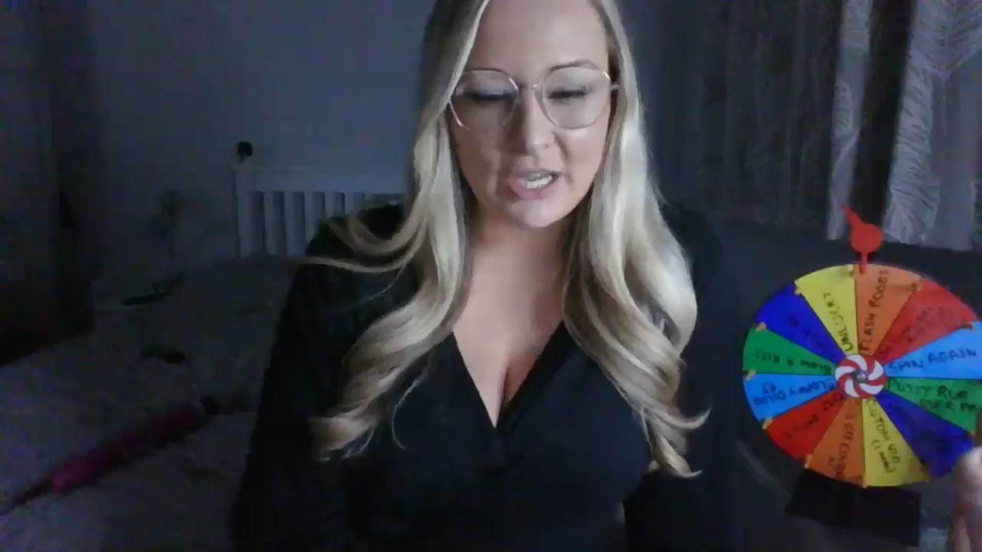 Gallery image thumbnail from AlexisBrookeX's myfreecams stream on, 12/06/2024, 21:19 image 8 of 20