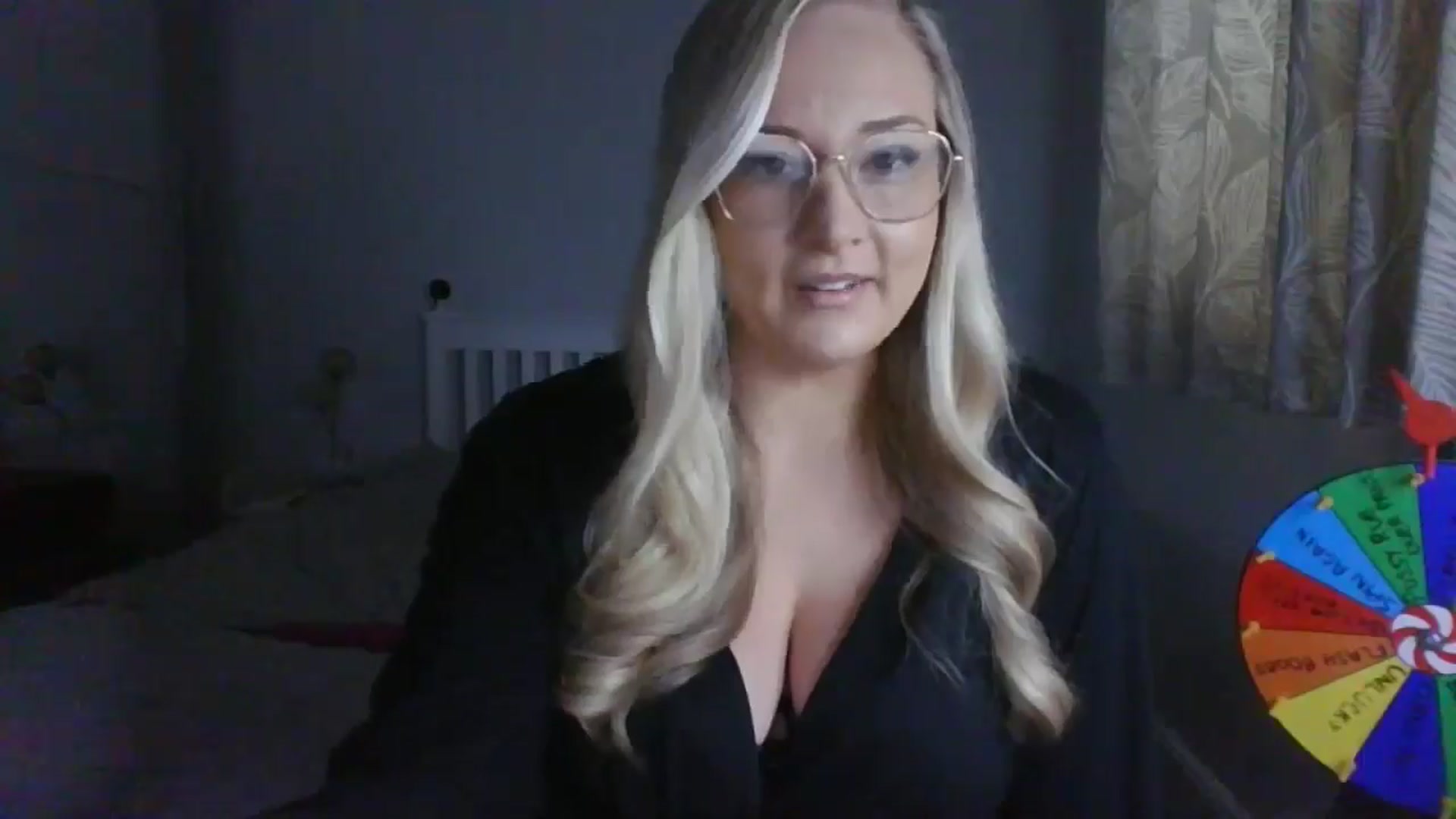 Gallery image thumbnail from AlexisBrookeX's myfreecams stream on, 12/07/2024, 12:25 image 5 of 20