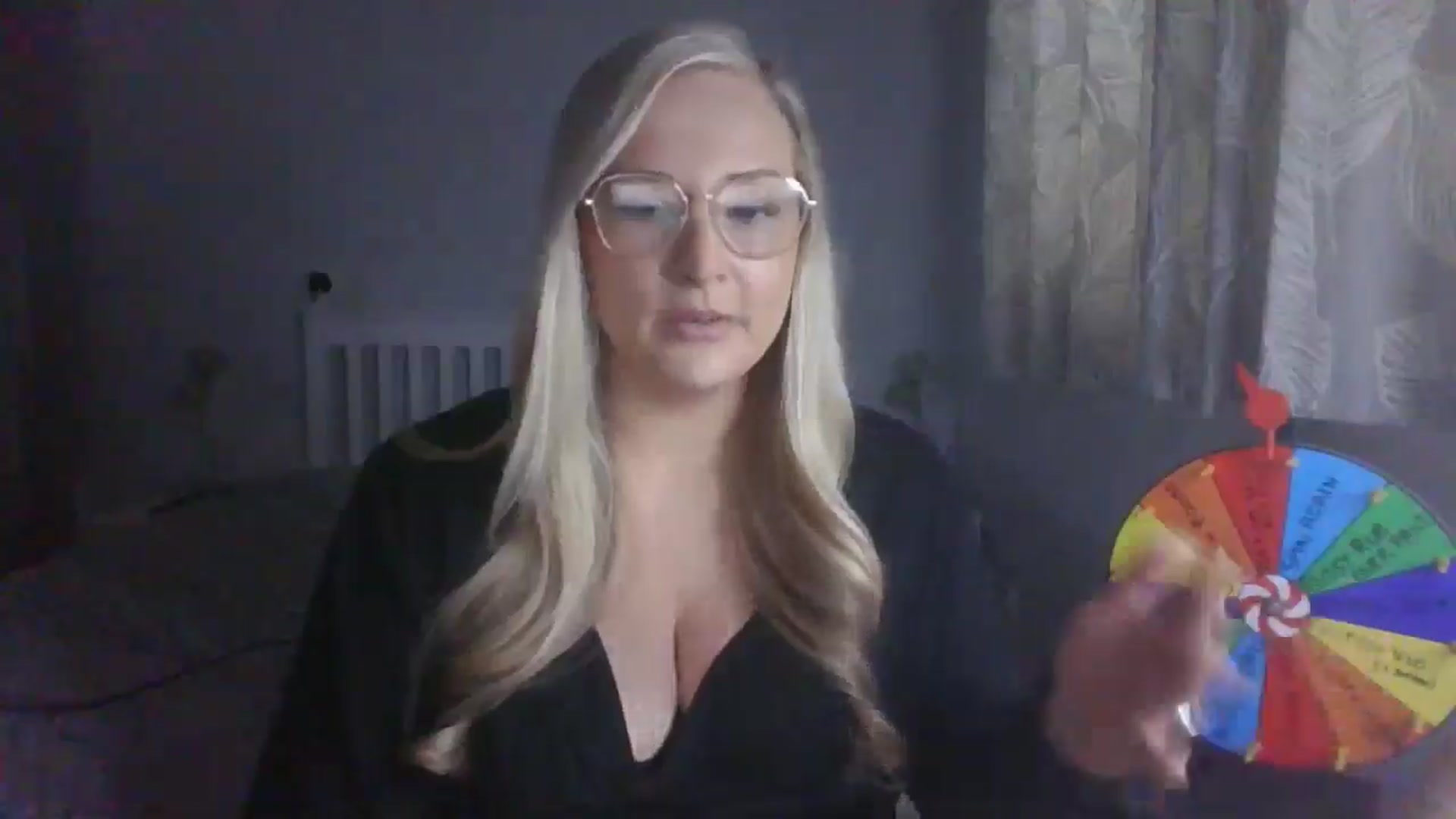 Gallery image thumbnail from AlexisBrookeX's myfreecams stream on, 12/07/2024, 16:16 image 3 of 20