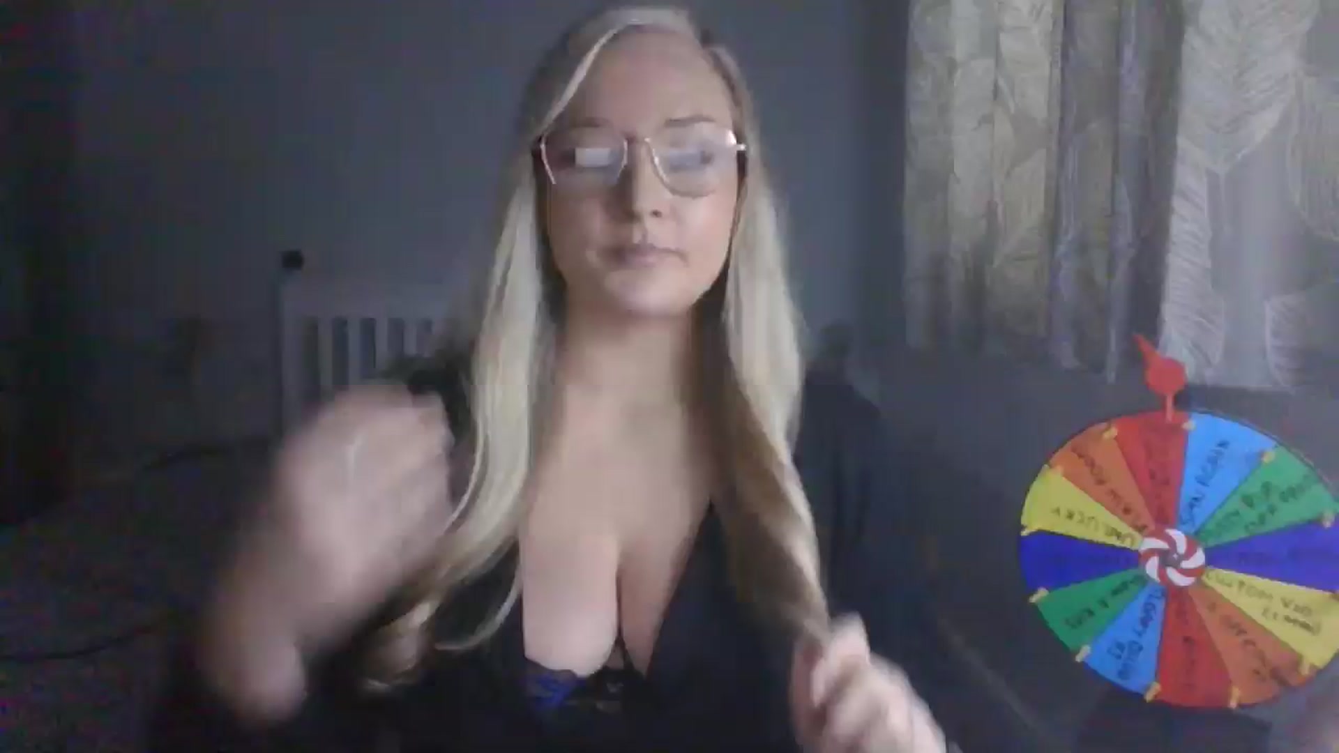 Gallery image thumbnail from AlexisBrookeX's myfreecams stream on, 12/07/2024, 16:16 image 1 of 20