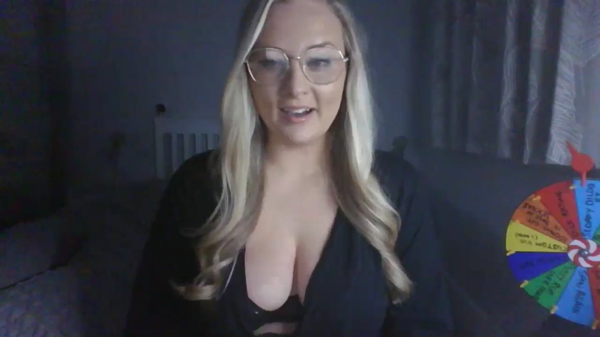 Gallery image thumbnail from AlexisBrookeX's myfreecams stream on, 12/07/2024, 19:47 image 9 of 20