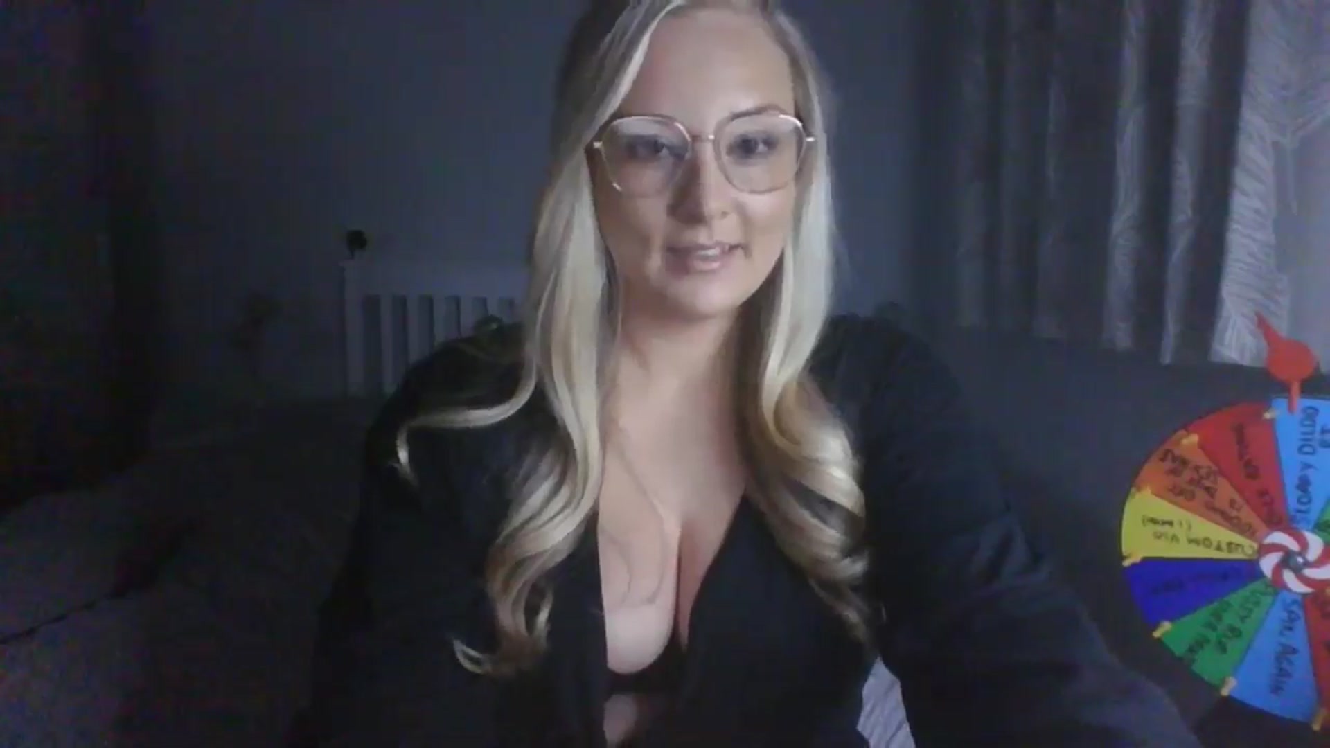 Gallery image thumbnail from AlexisBrookeX's myfreecams stream on, 12/07/2024, 19:47 image 12 of 20