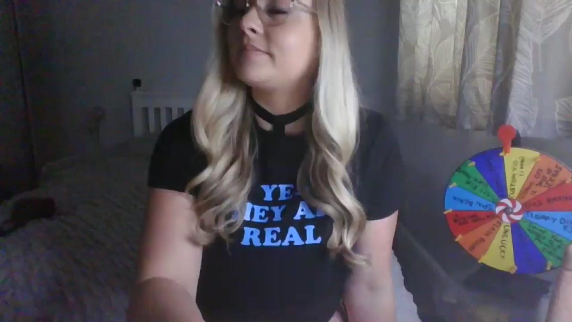 Gallery image thumbnail from AlexisBrookeX's myfreecams stream on, 12/08/2024, 13:19 image 2 of 20