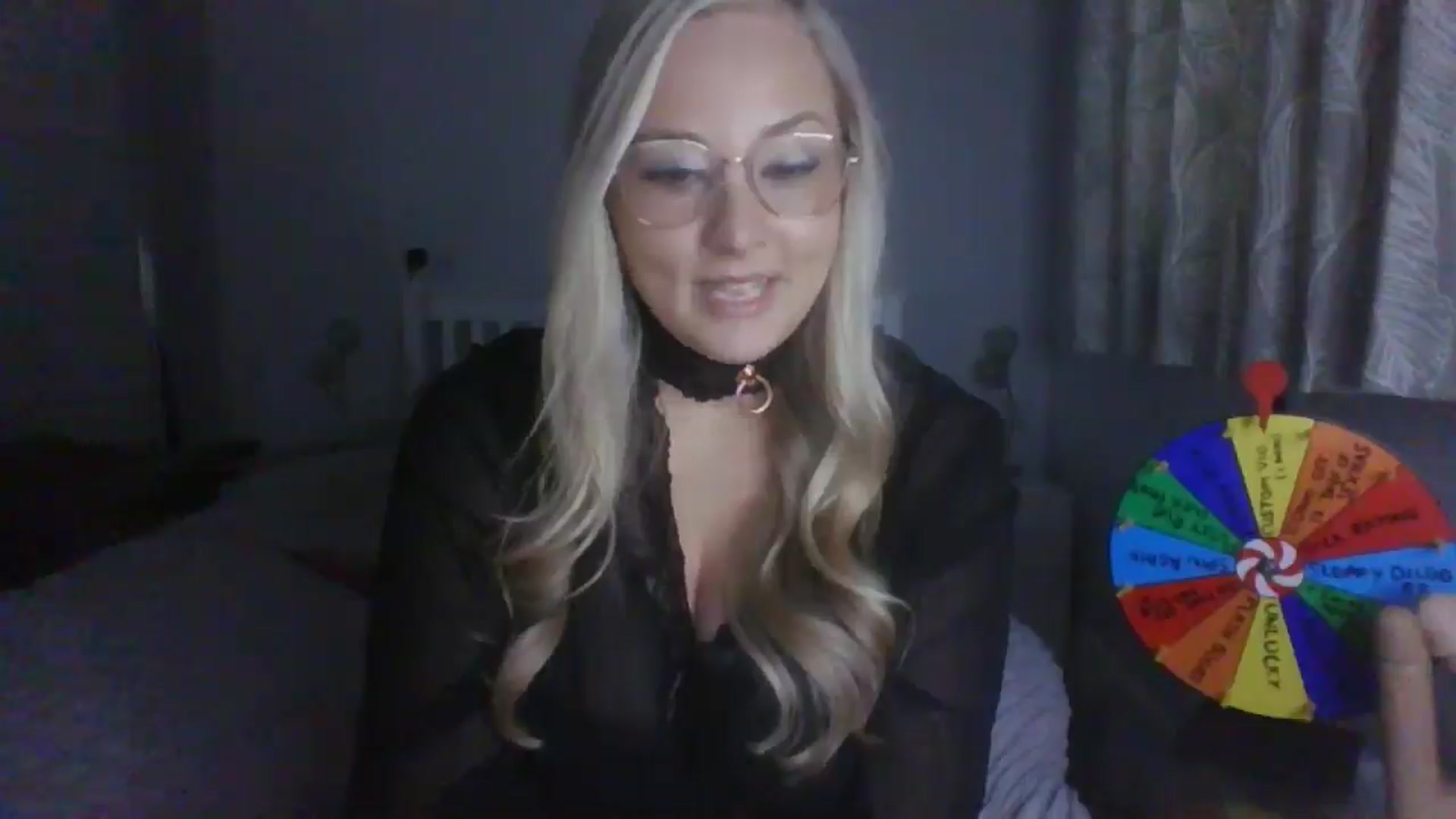 Gallery image thumbnail from AlexisBrookeX's myfreecams stream on, 12/11/2024, 13:38 image 17 of 20