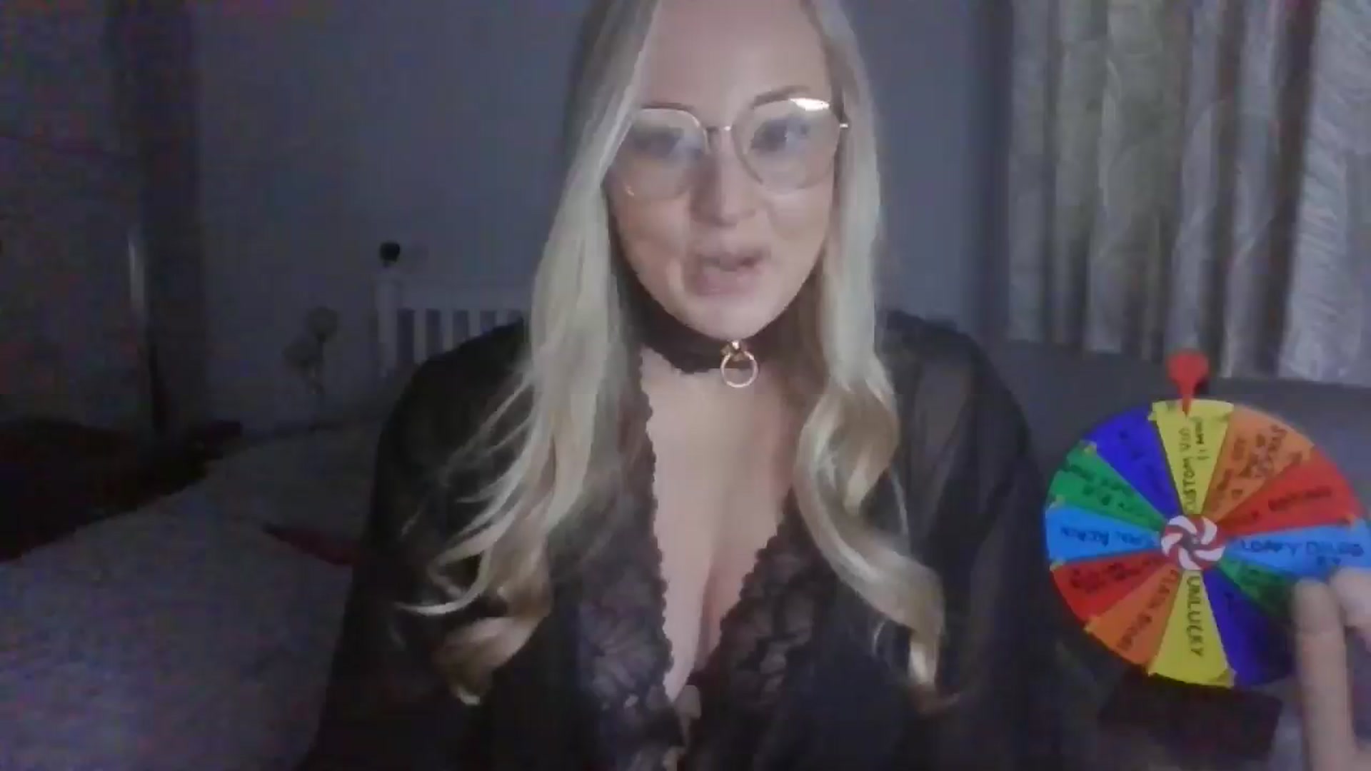 Gallery image thumbnail from AlexisBrookeX's myfreecams stream on, 12/11/2024, 13:38 image 7 of 20