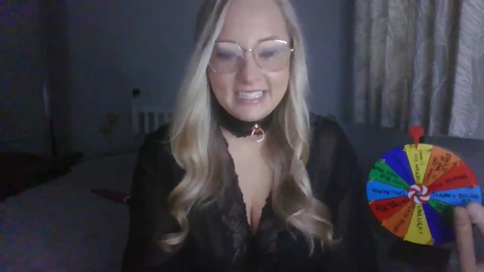 Gallery image thumbnail from AlexisBrookeX's myfreecams stream on, 12/11/2024, 13:38 image 2 of 20