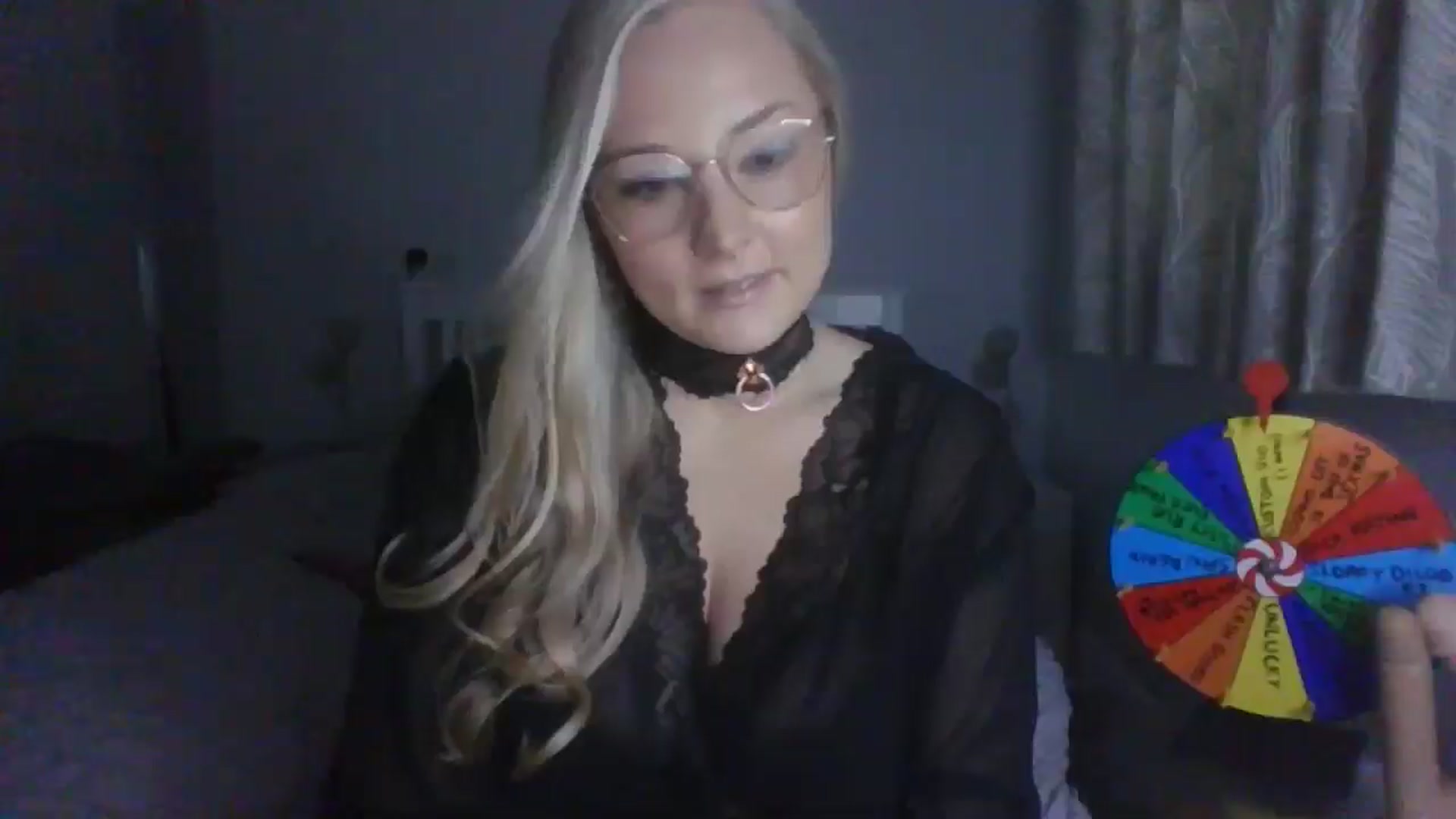 Gallery image thumbnail from AlexisBrookeX's myfreecams stream on, 12/11/2024, 13:38 image 19 of 20