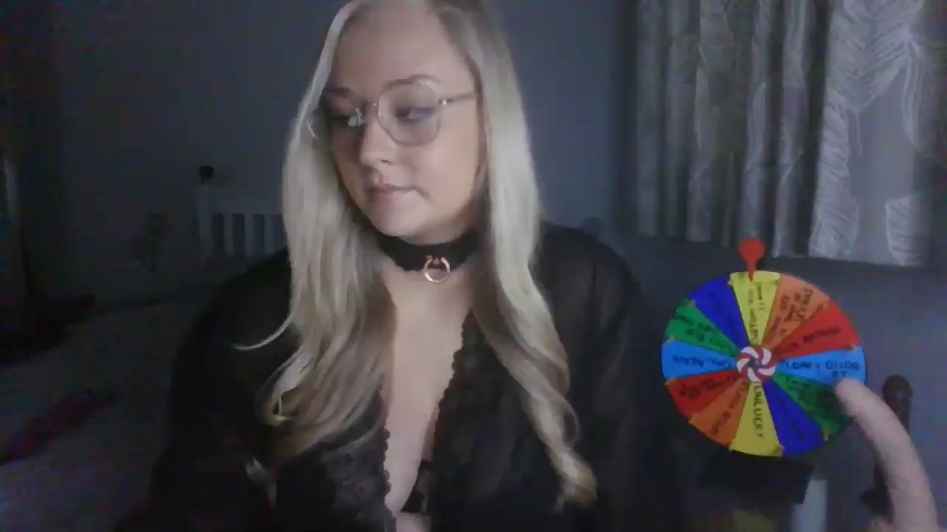 Gallery image thumbnail from AlexisBrookeX's myfreecams stream on, 12/11/2024, 14:19 image 20 of 20