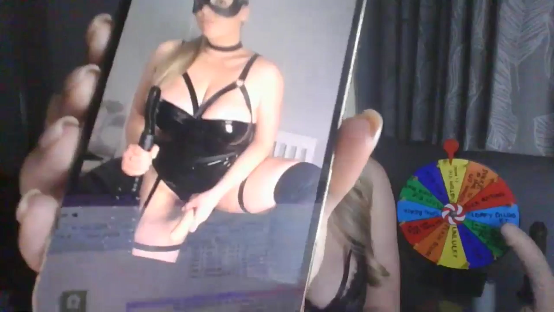 Gallery image thumbnail from AlexisBrookeX's myfreecams stream on, 12/11/2024, 16:18 image 14 of 20