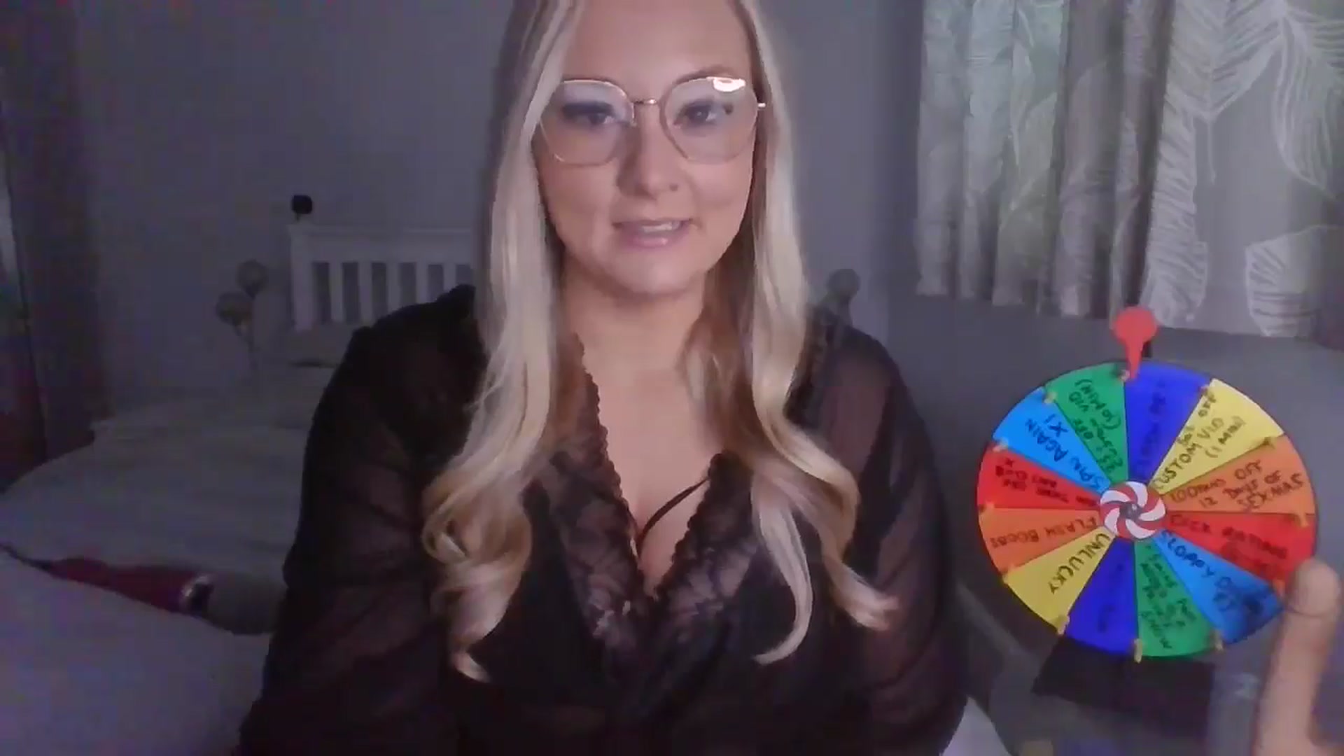 Gallery image thumbnail from AlexisBrookeX's myfreecams stream on, 12/18/2024, 12:55 image 8 of 20