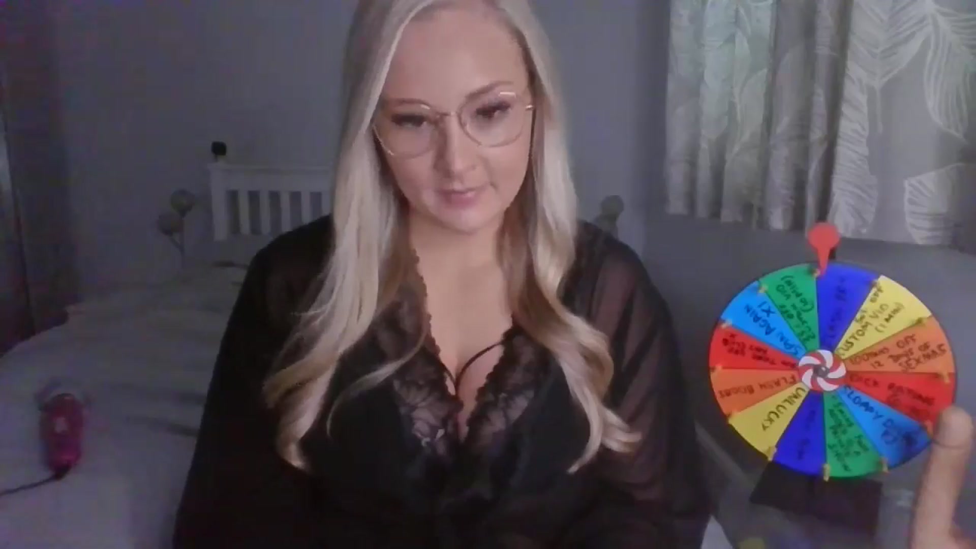 Gallery image thumbnail from AlexisBrookeX's myfreecams stream on, 12/18/2024, 12:55 image 6 of 20