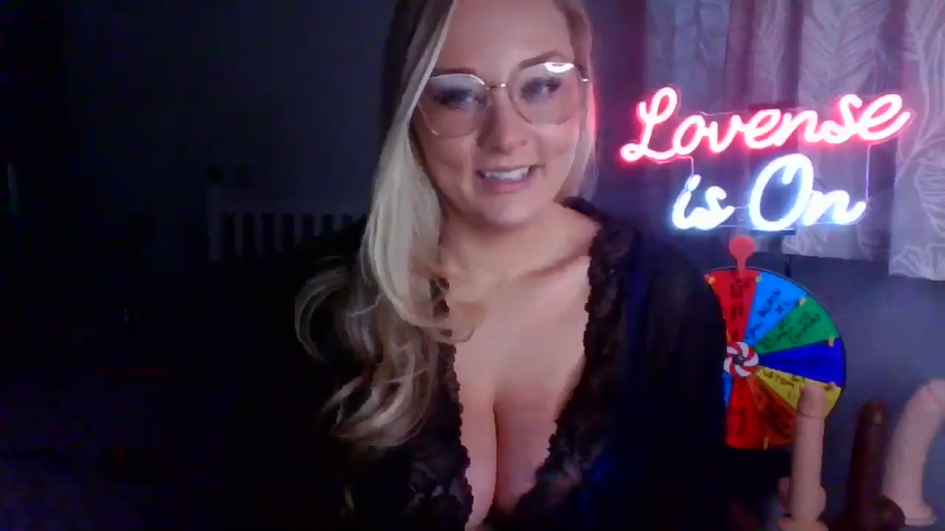 Gallery image thumbnail from AlexisBrookeX's myfreecams stream on, 12/19/2024, 15:02 image 20 of 20
