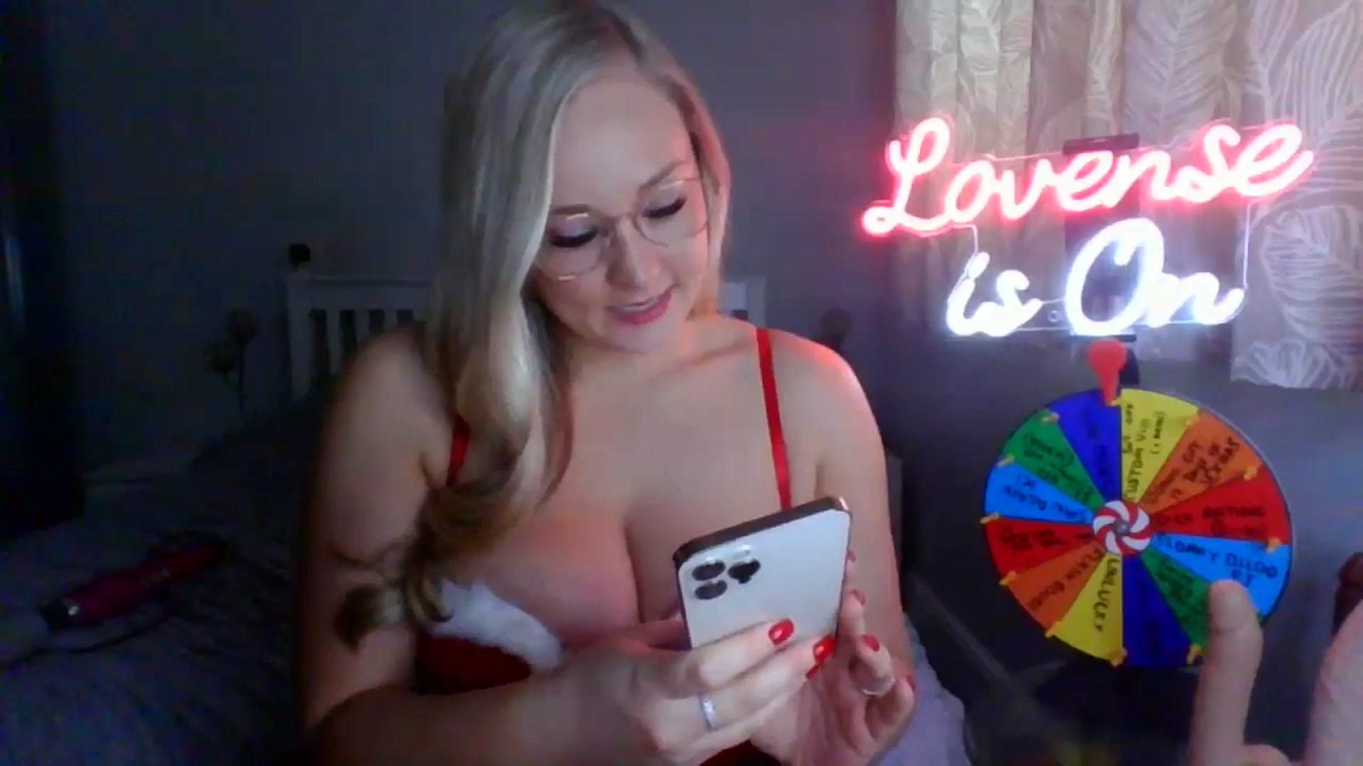 Gallery image thumbnail from AlexisBrookeX's myfreecams stream on, 12/20/2024, 12:44 image 19 of 20