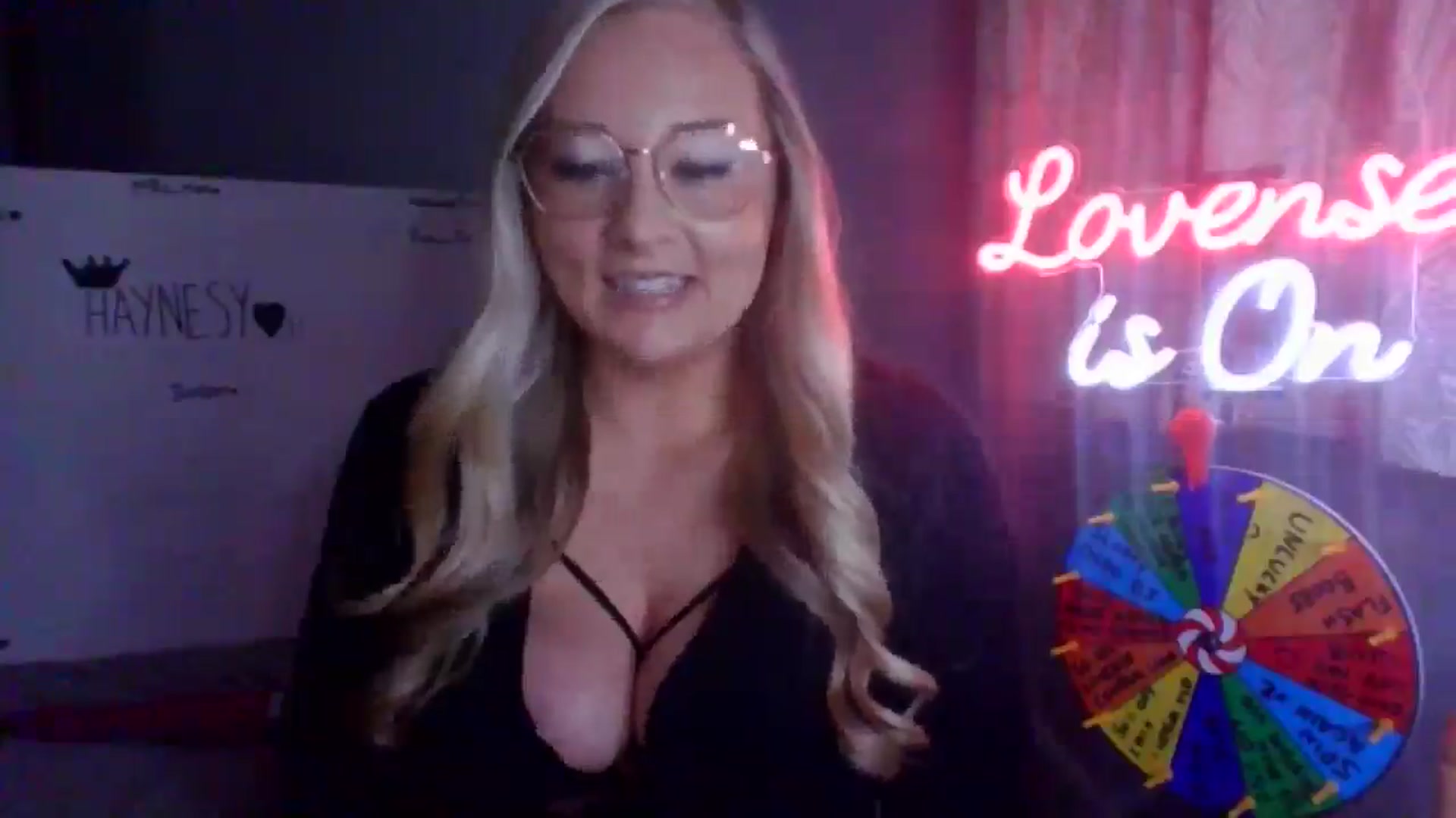 Gallery image thumbnail from AlexisBrookeX's myfreecams stream on, 12/28/2024, 14:54 image 3 of 20