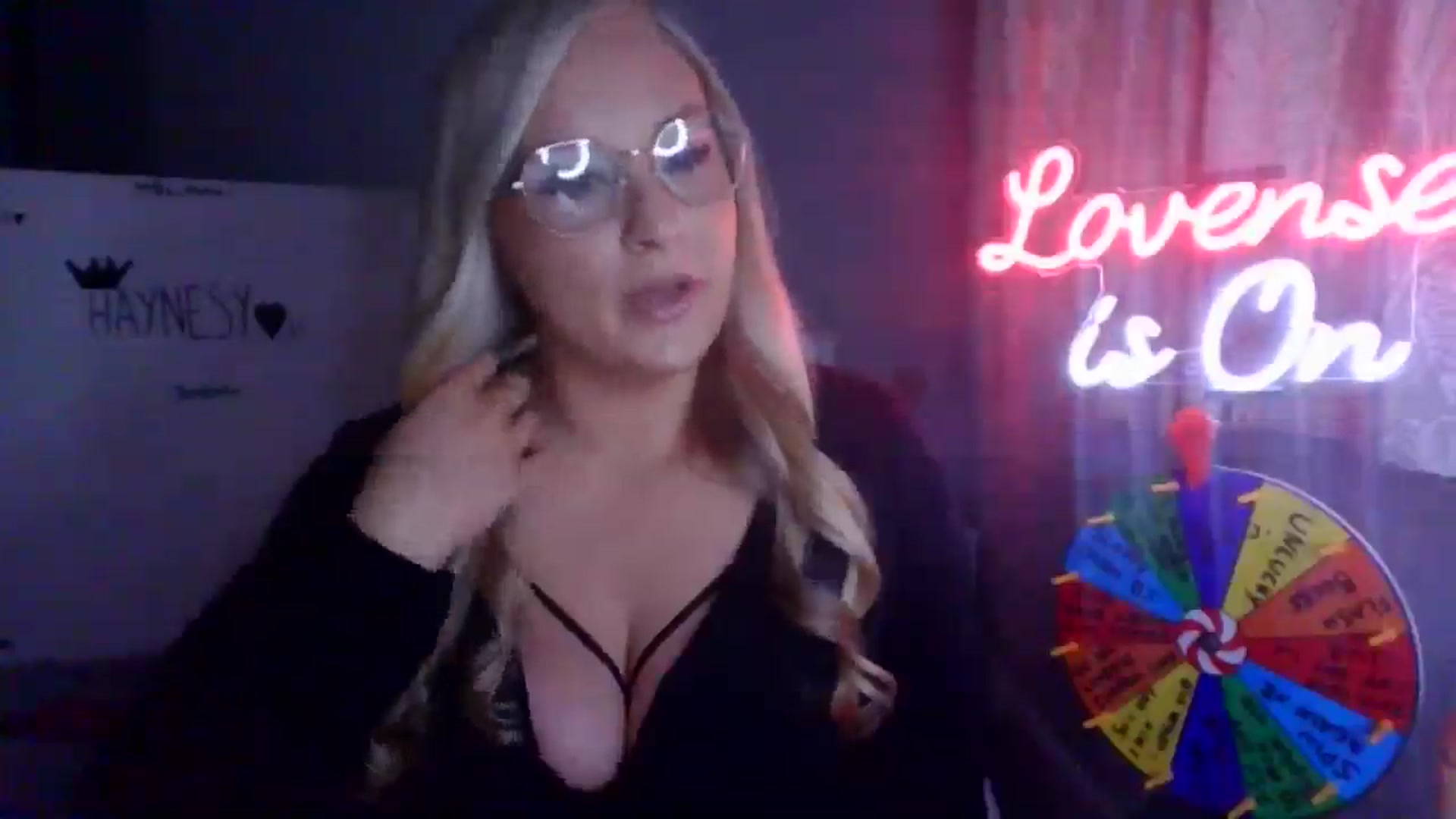 Gallery image thumbnail from AlexisBrookeX's myfreecams stream on, 12/28/2024, 14:54 image 5 of 20