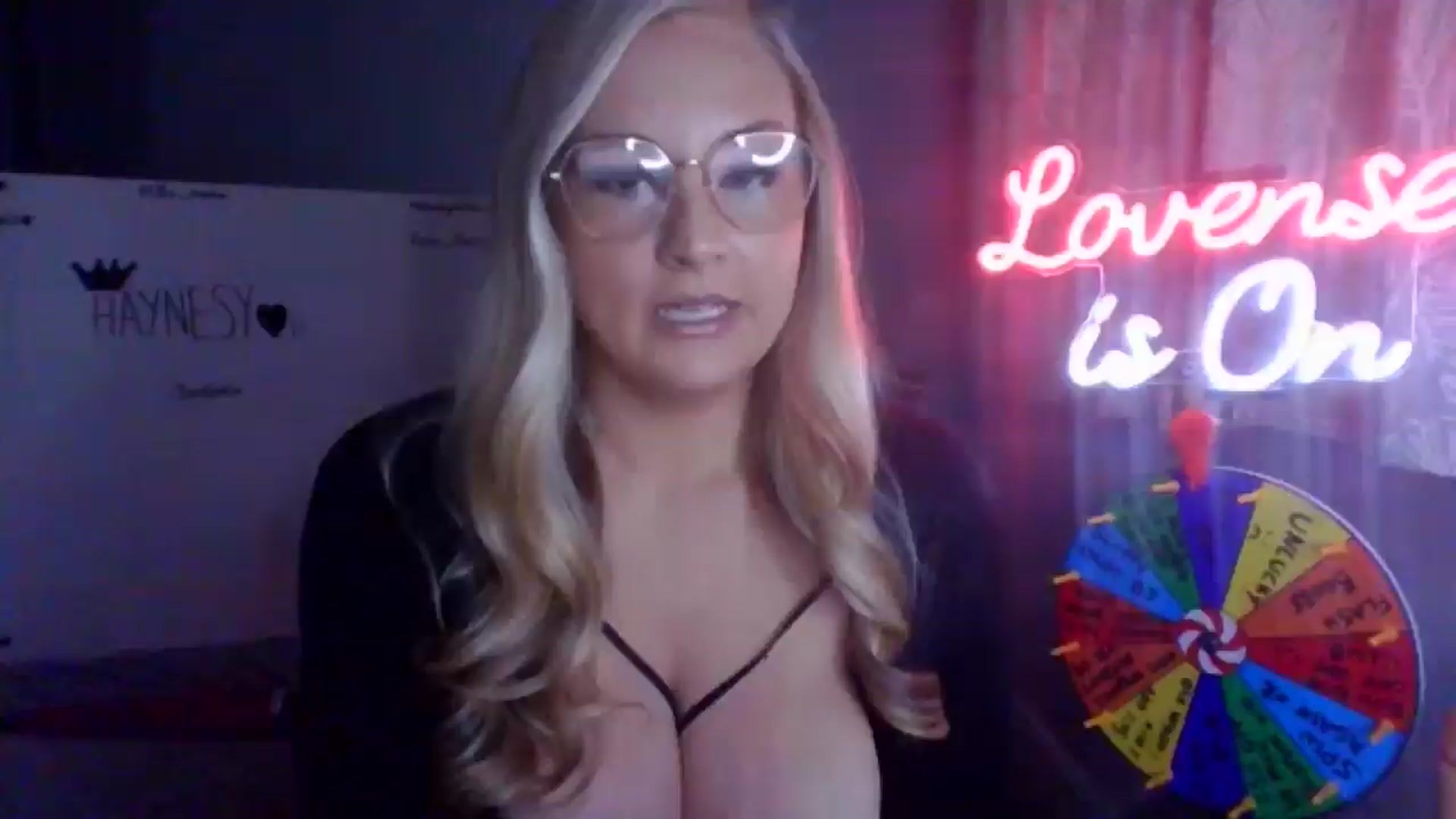 Gallery image thumbnail from AlexisBrookeX's myfreecams stream on, 12/28/2024, 14:54 image 8 of 20