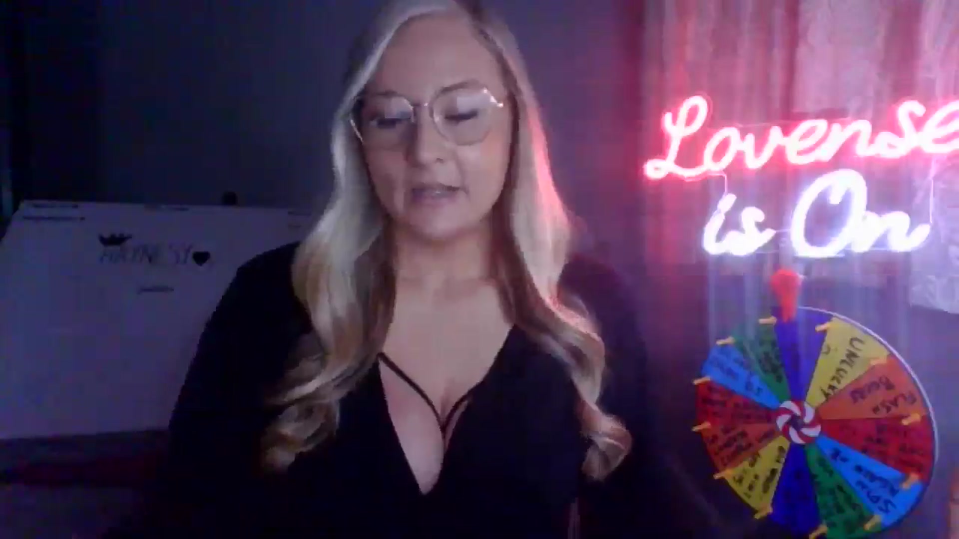 Gallery image thumbnail from AlexisBrookeX's myfreecams stream on, 12/28/2024, 14:54 image 13 of 20