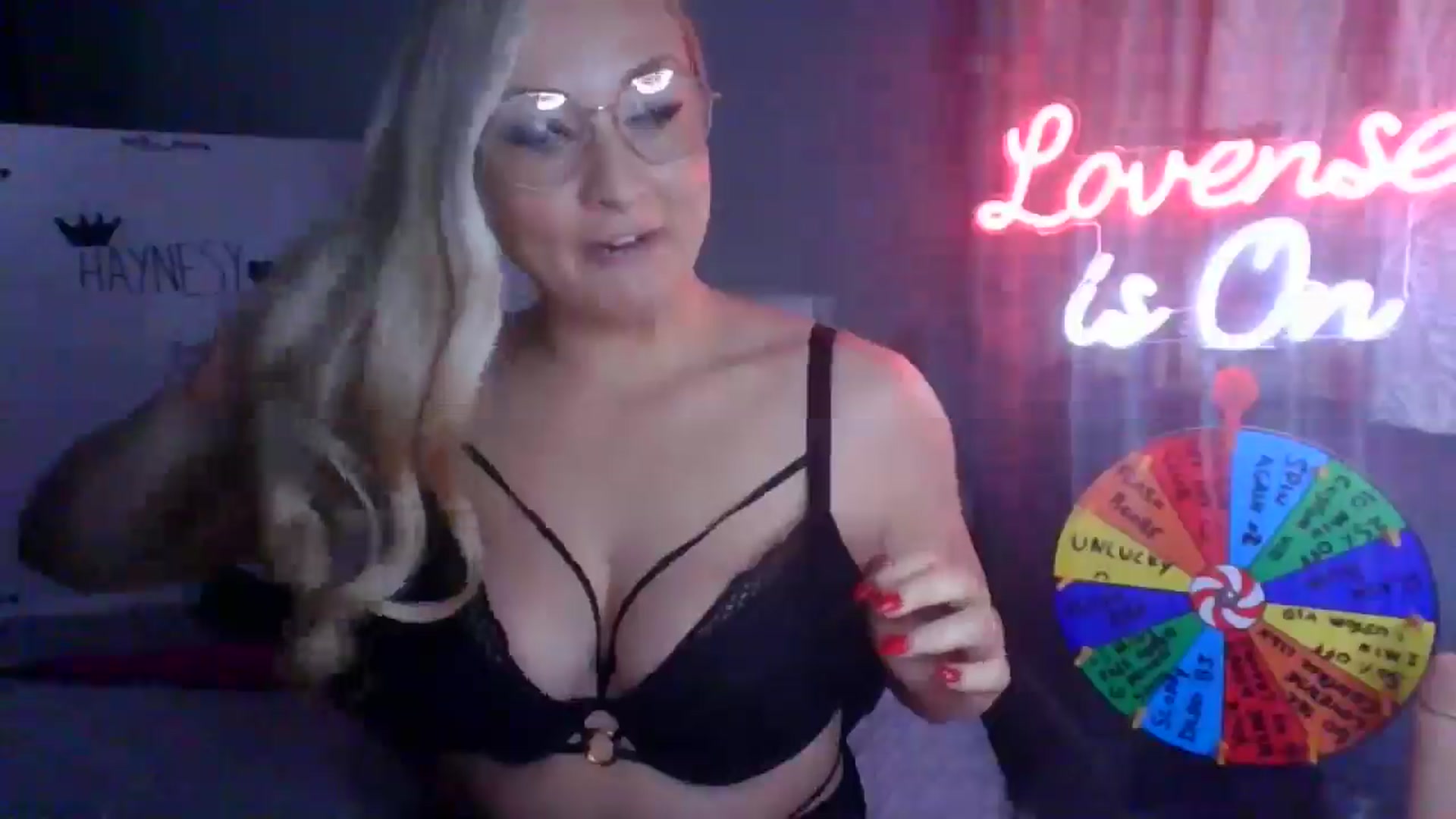 Gallery image thumbnail from AlexisBrookeX's myfreecams stream on, 12/28/2024, 15:19 image 8 of 20