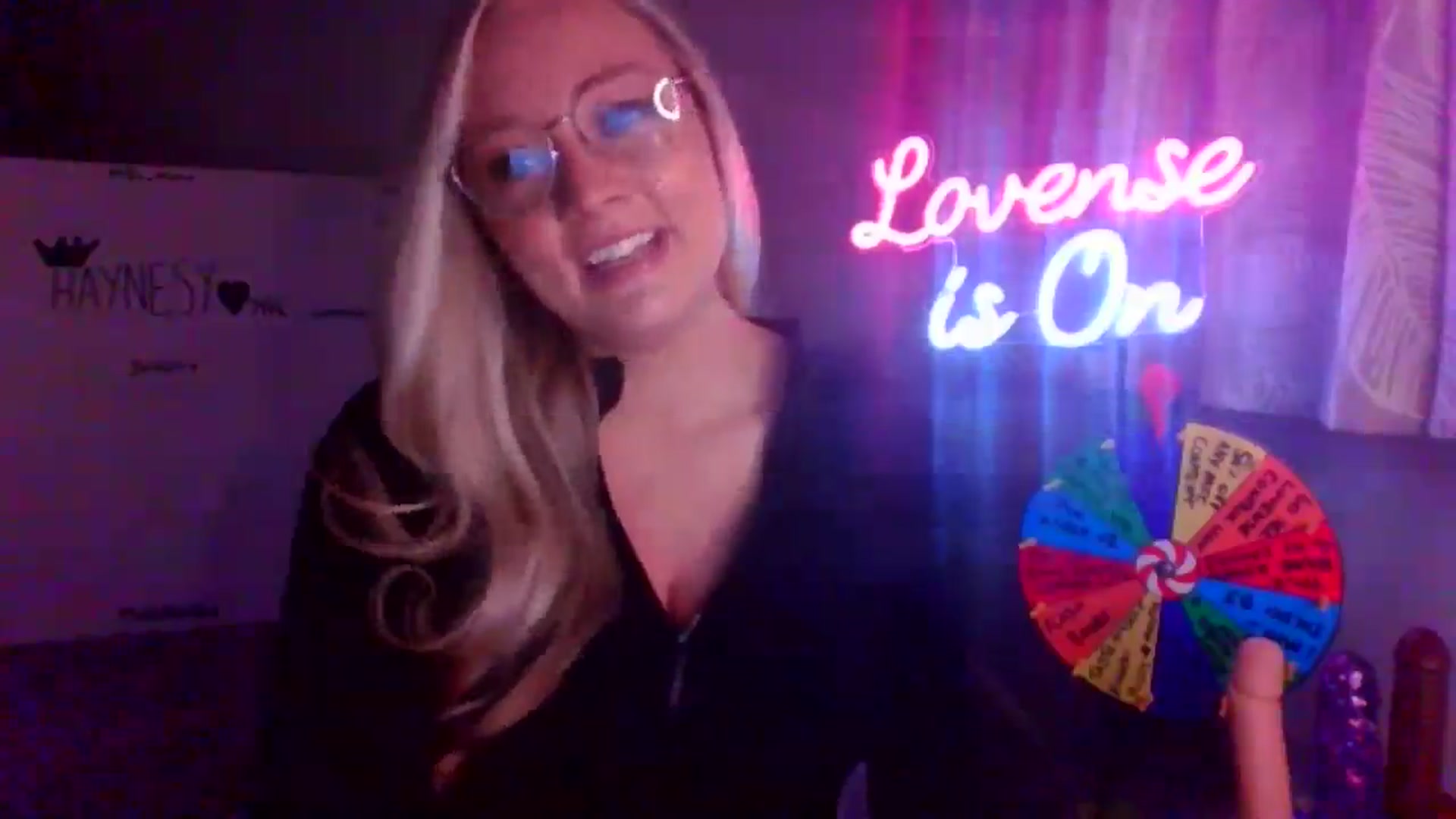 Gallery image thumbnail from AlexisBrookeX's myfreecams stream on, 01/02/2025, 16:06 image 15 of 20