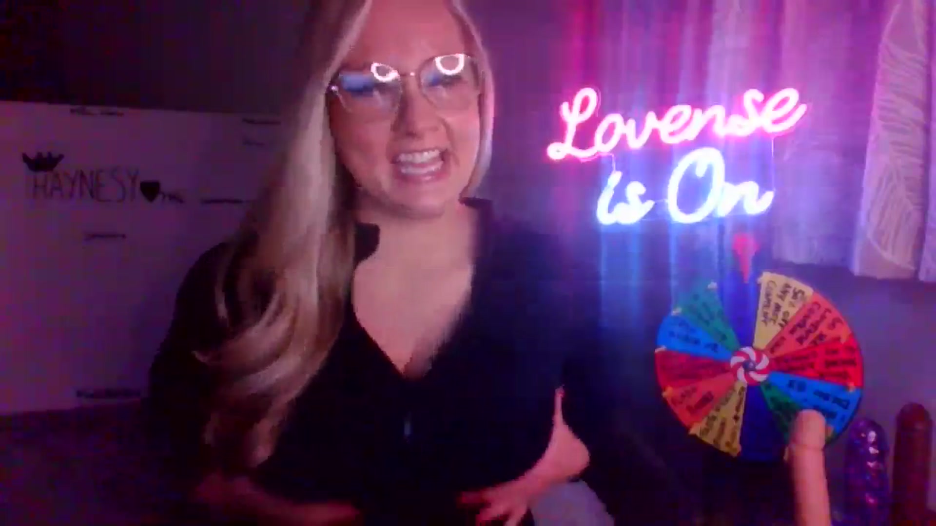 Gallery image thumbnail from AlexisBrookeX's myfreecams stream on, 01/02/2025, 16:06 image 14 of 20