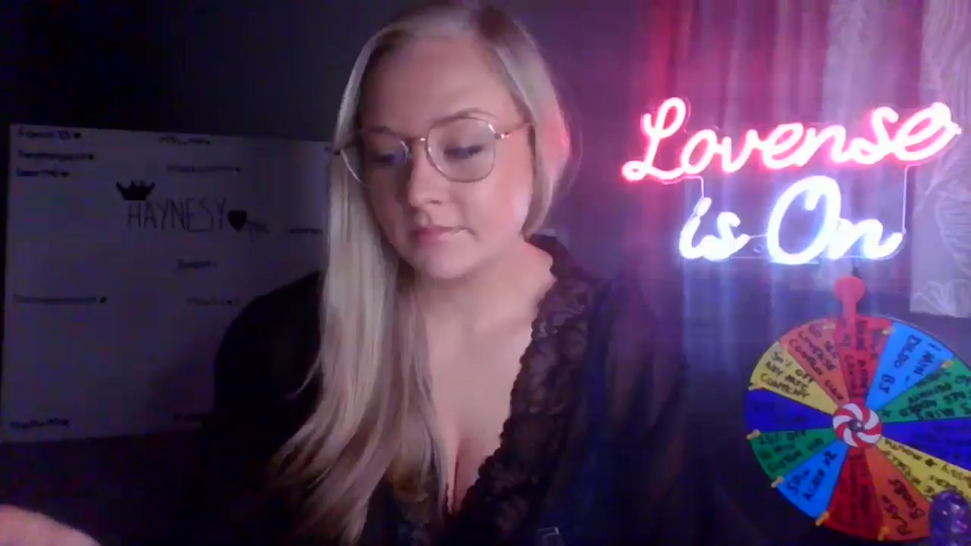 Gallery image thumbnail from AlexisBrookeX's myfreecams stream on, 01/05/2025, 16:19 image 6 of 20