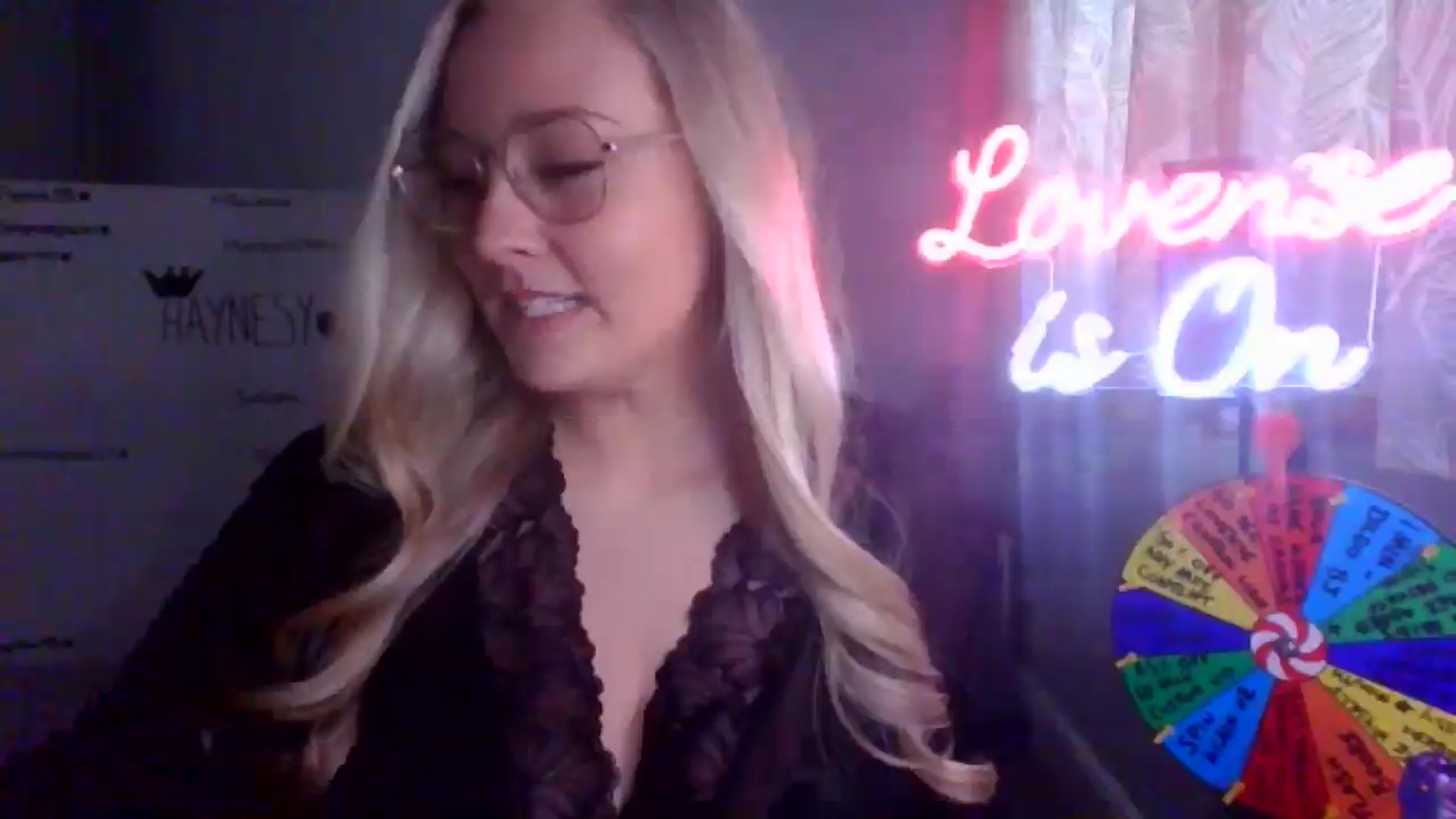 Gallery image thumbnail from AlexisBrookeX's myfreecams stream on, 01/07/2025, 13:56 image 4 of 20
