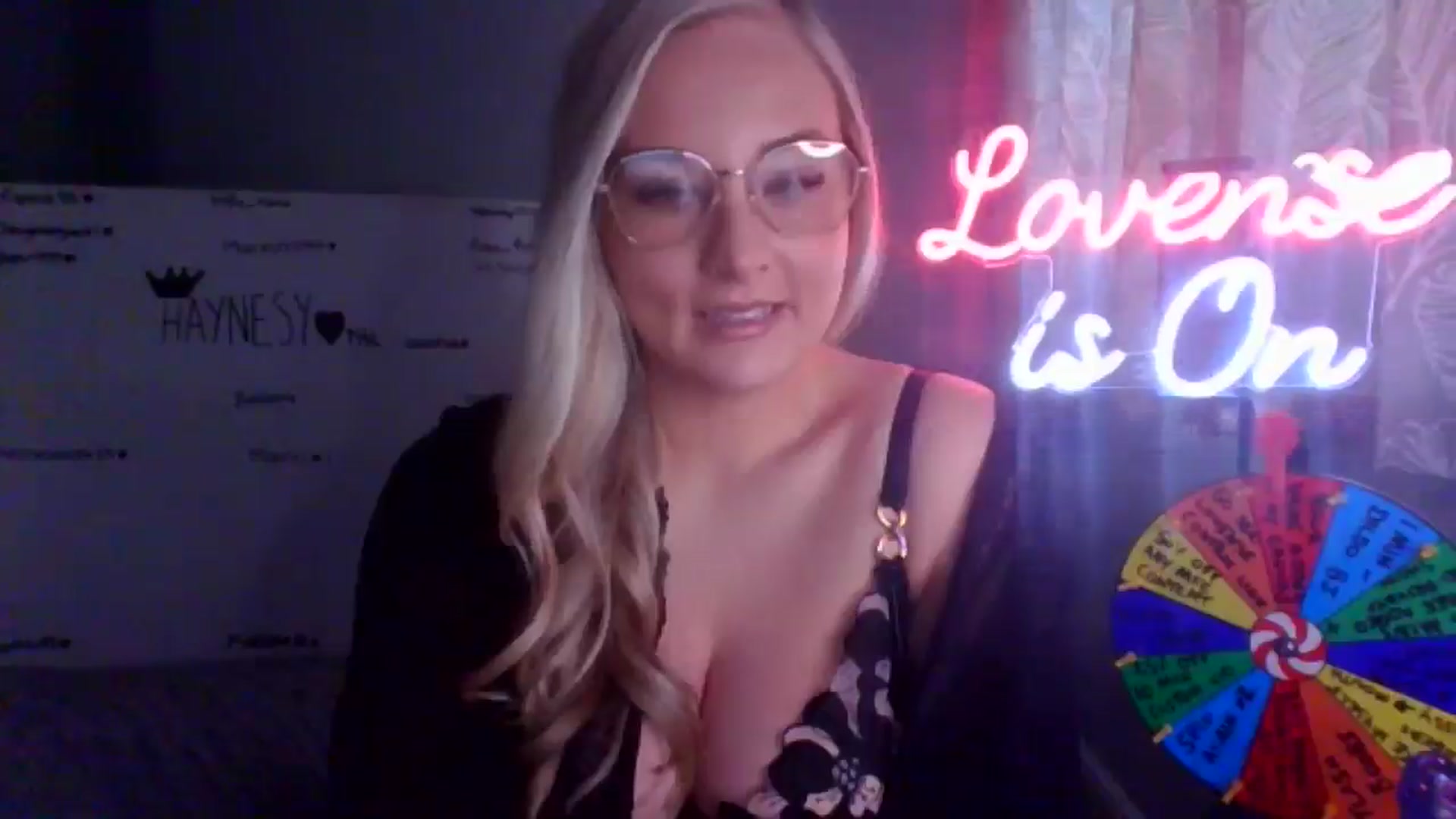 Gallery image thumbnail from AlexisBrookeX's myfreecams stream on, 01/07/2025, 14:45 image 2 of 20