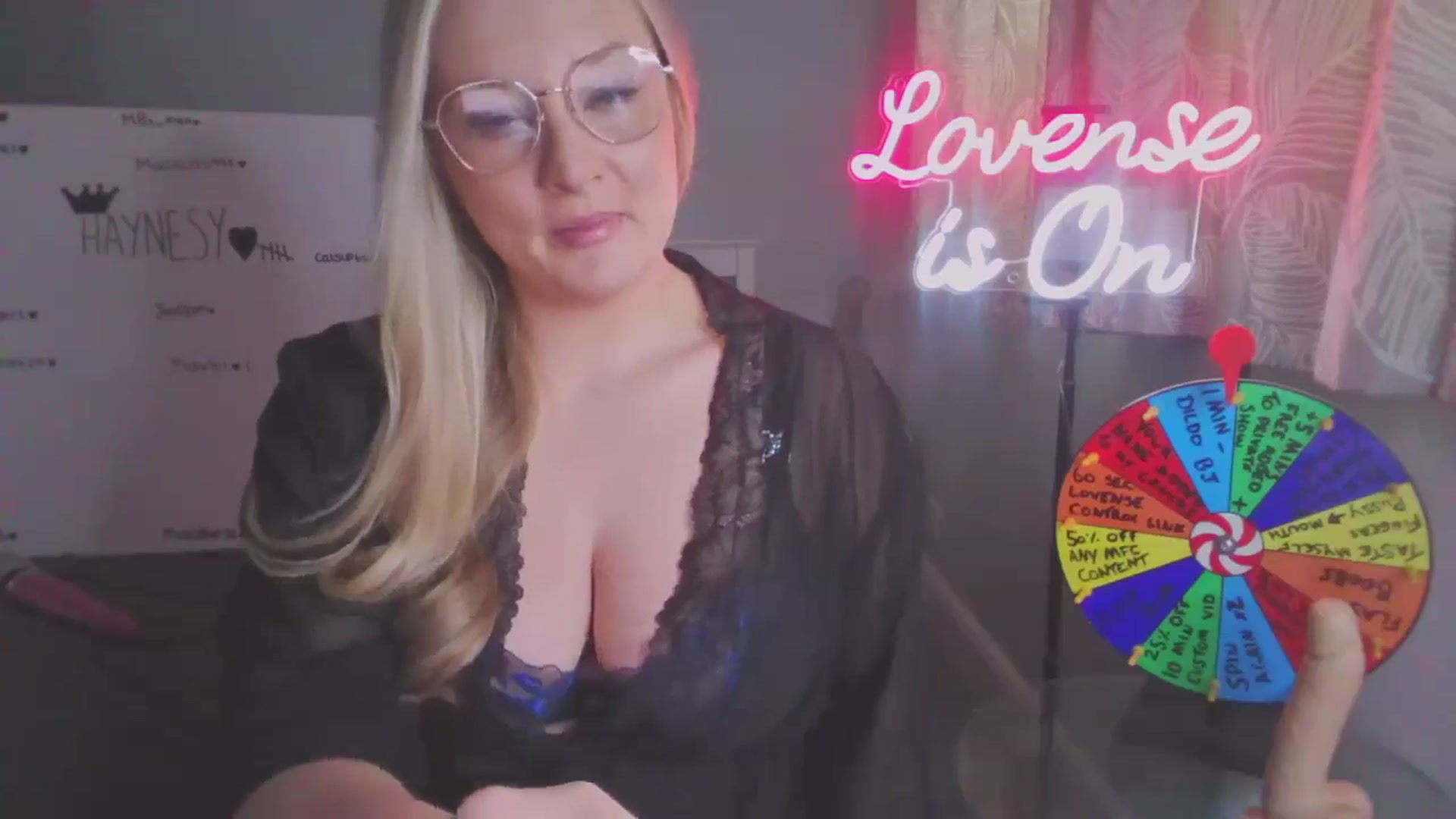 Gallery image thumbnail from AlexisBrookeX's myfreecams stream on, 01/24/2025, 13:14 image 6 of 20