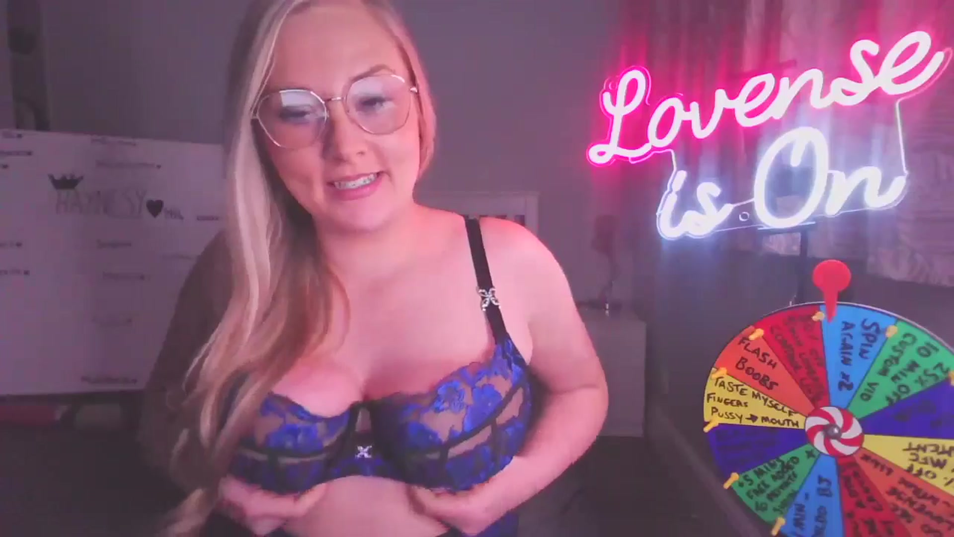 Gallery image thumbnail from AlexisBrookeX's myfreecams stream on, 01/24/2025, 18:17 image 7 of 20